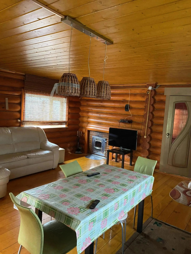 Частный дом на Волге