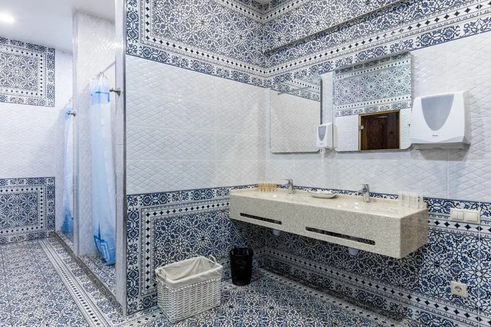 Отель 1000 и 1 Ночь