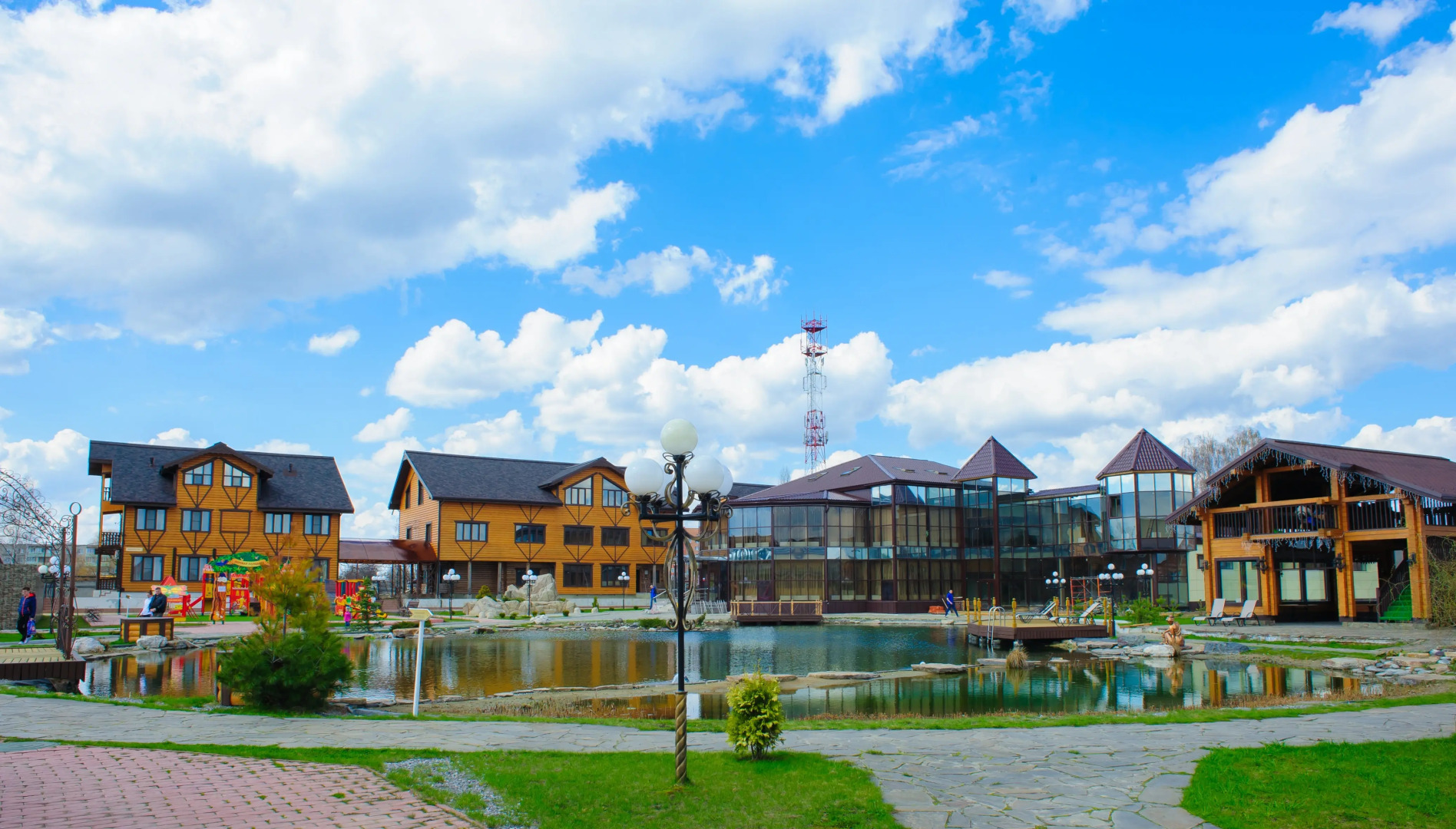 Отель Бережки-Холл