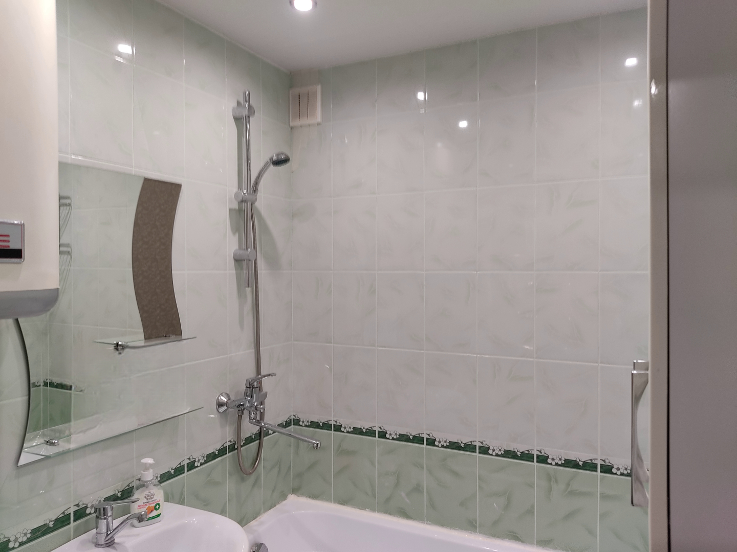 Апартаменты на Ленинградской 76