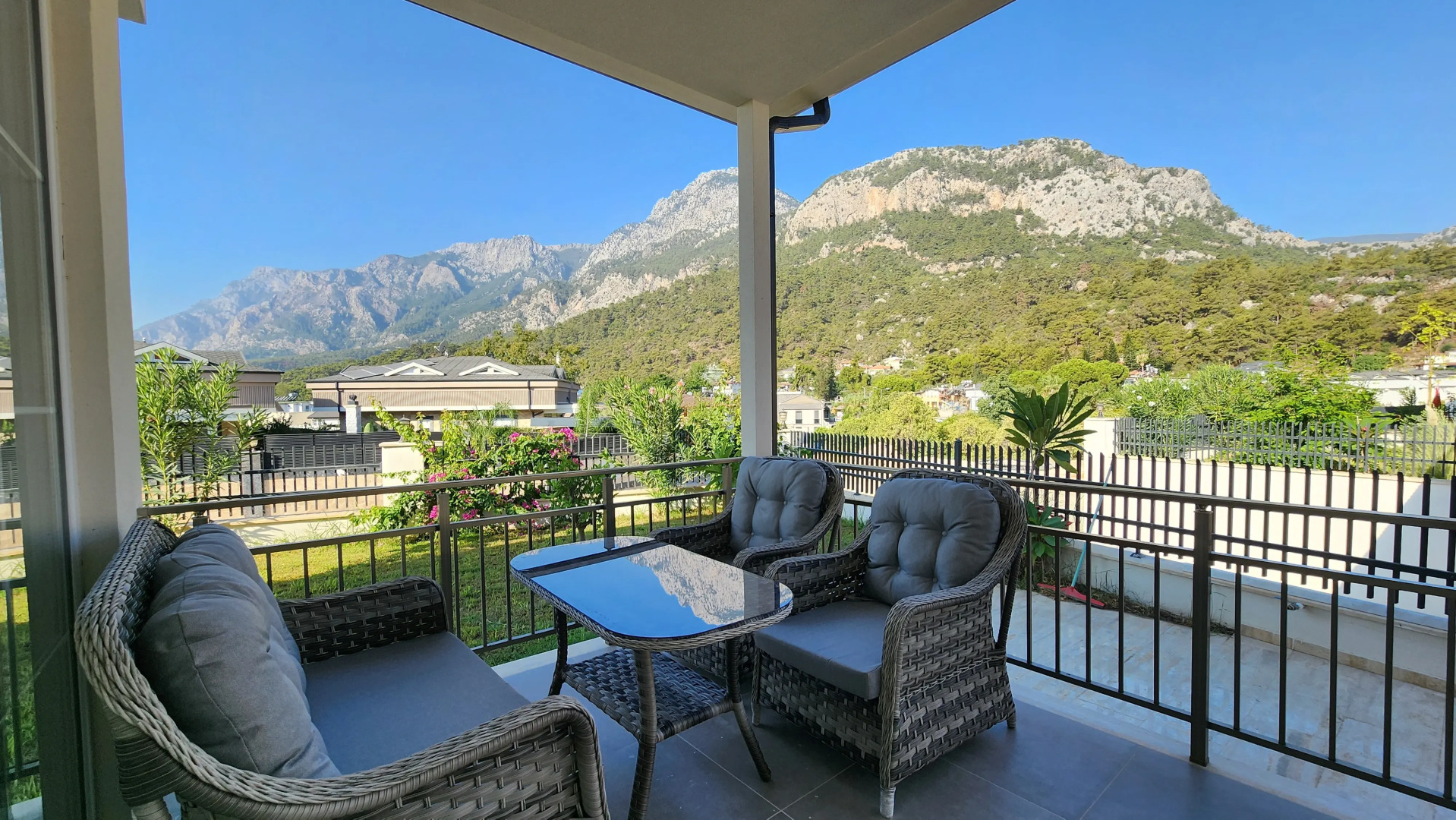 Вилла Новая вилла с 3-спальнями и видом на горы