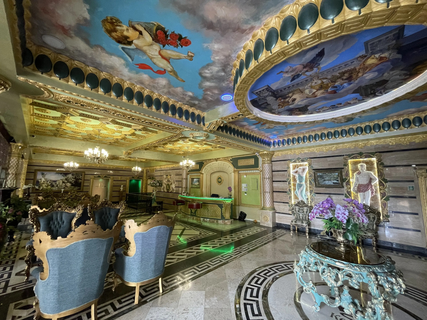 Евродвушка рядом с морем, первая береговая линия