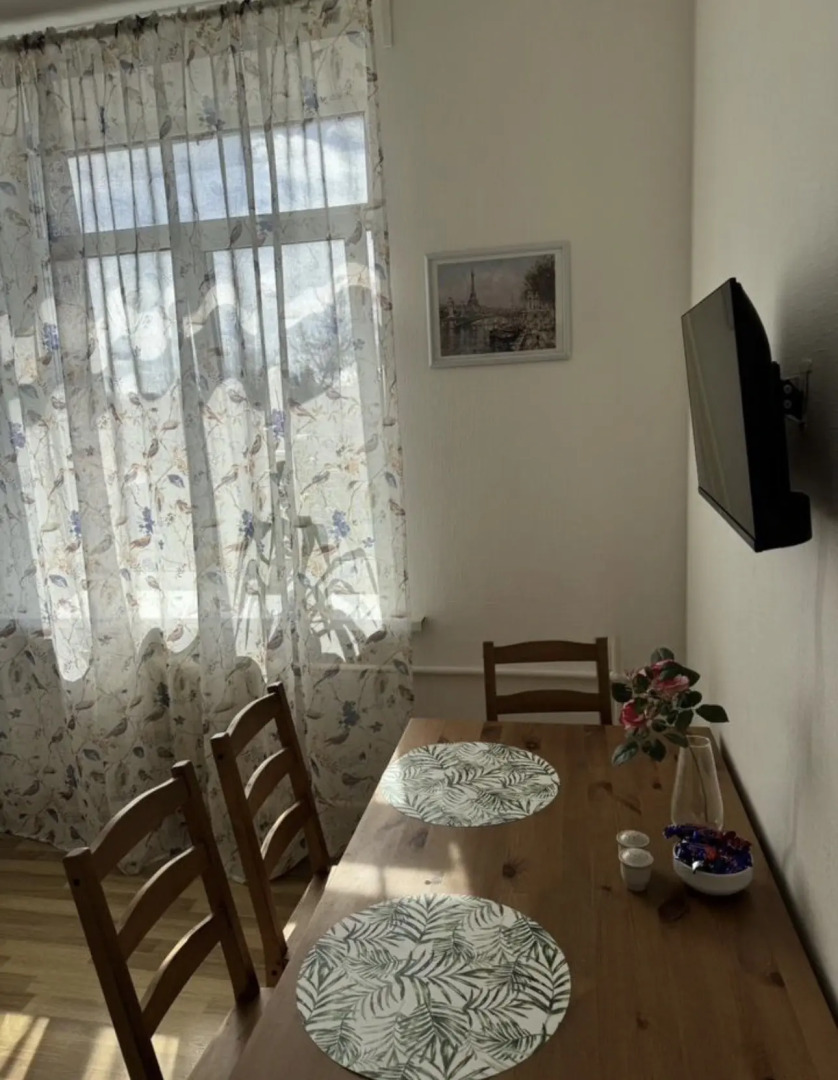 Квартира на Кадомцева