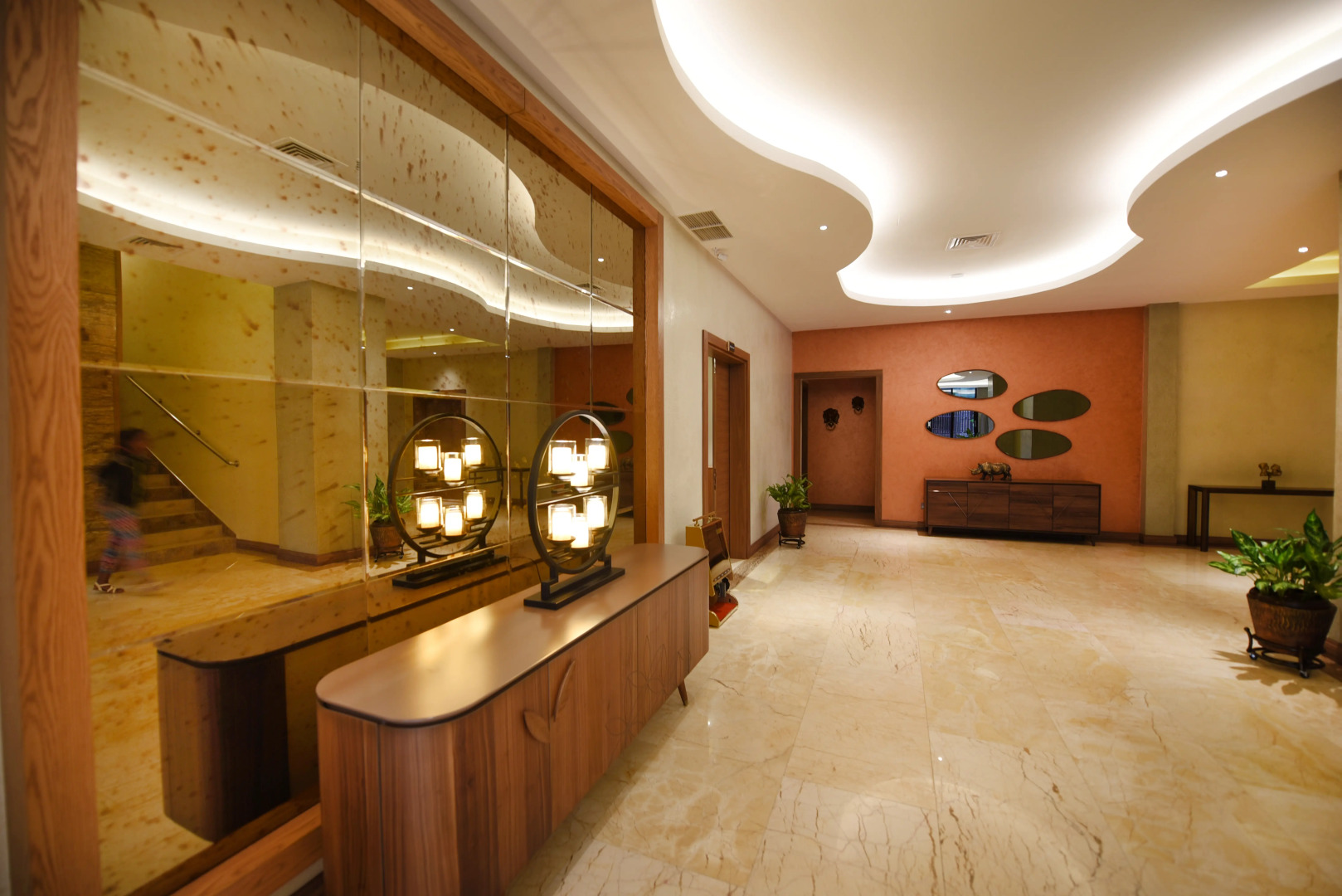 Отель The Athena