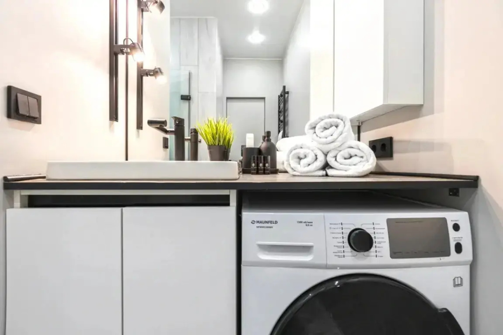 Апартаменты Улучшенные с Балконом Elite Apartments