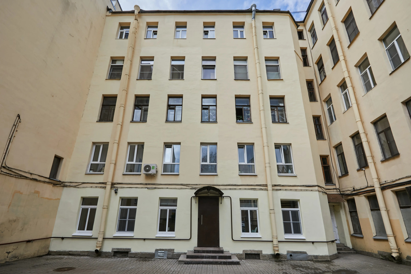 Апартаменты CHIK на Верейской