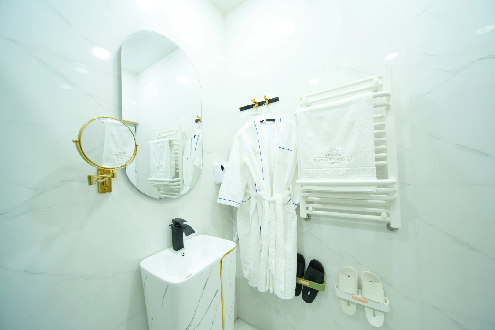 Отель Emmanuel Hotel Yerevan