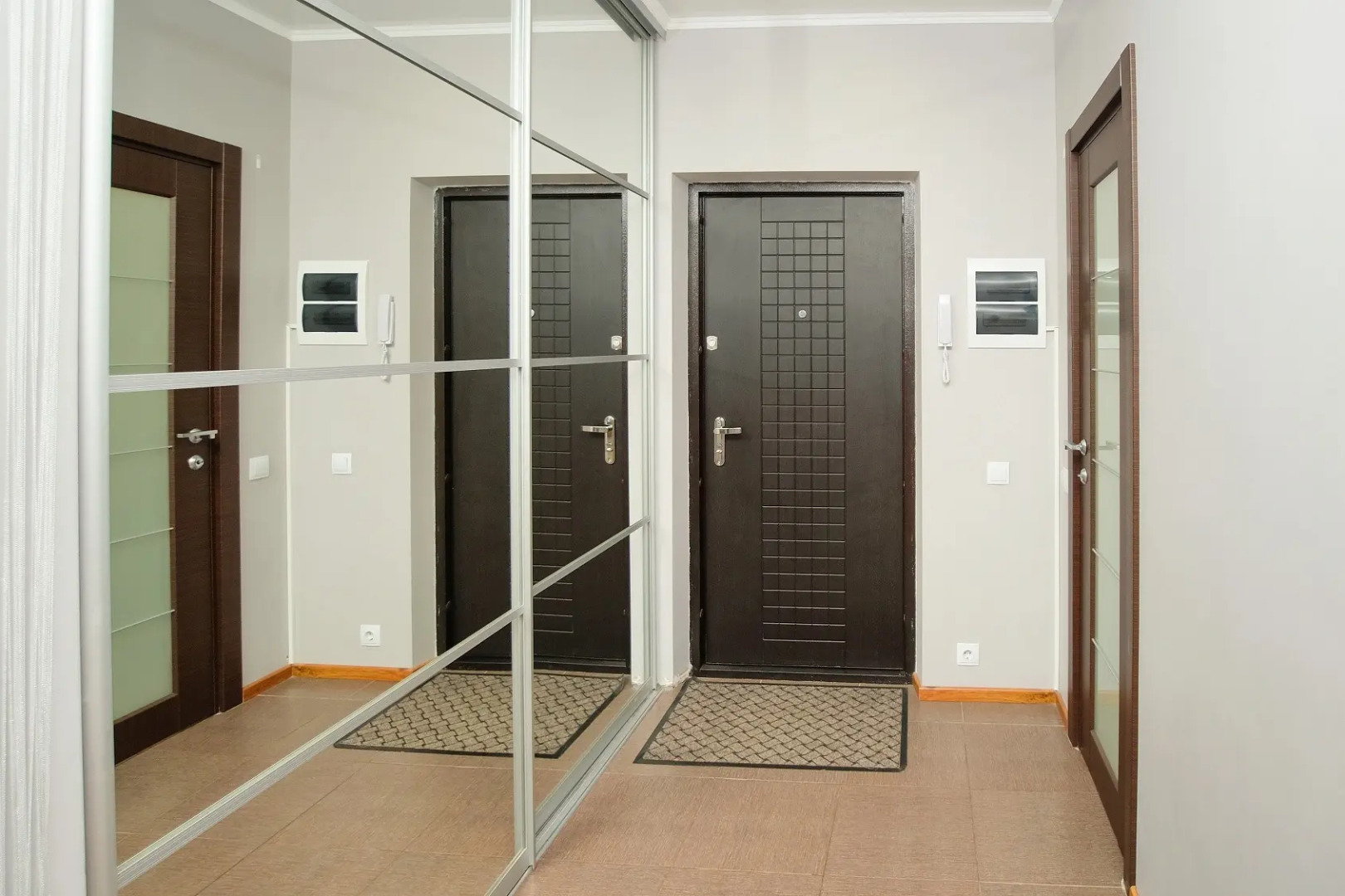 Квартира 2-комнатная, 50 м², 17/19 этаж