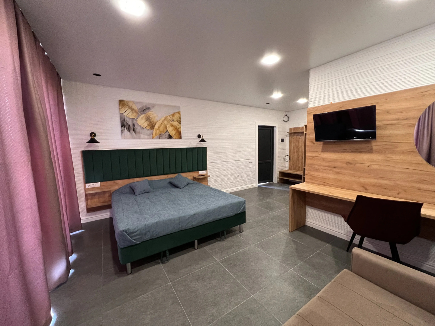 Отель ШОНДI