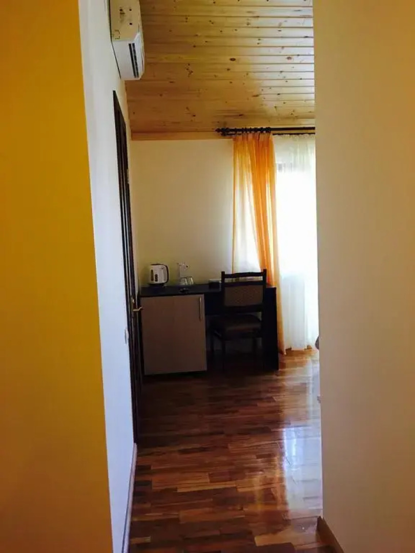 Отель Kiaraz Start