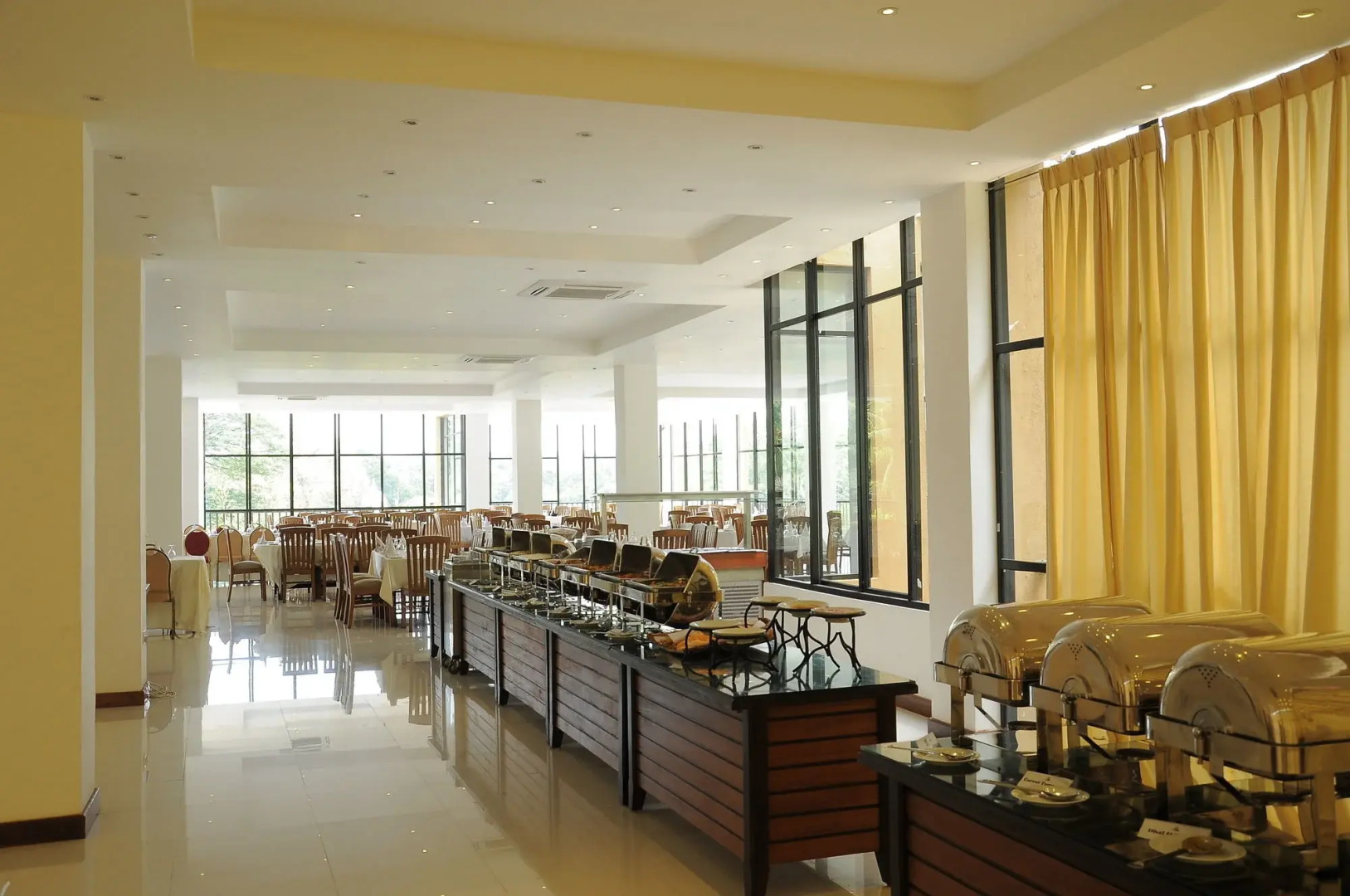 Oak Ray Regency Hotel