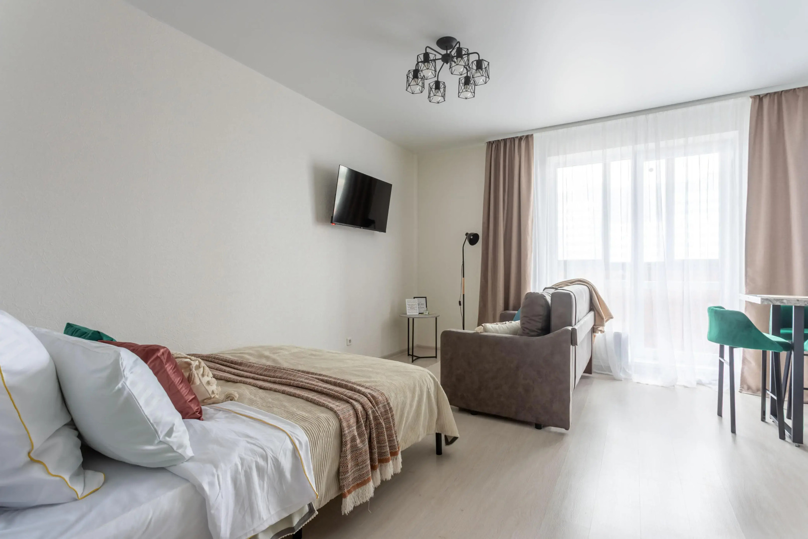 Квартира Уютная Студия в Жк Видинеевский