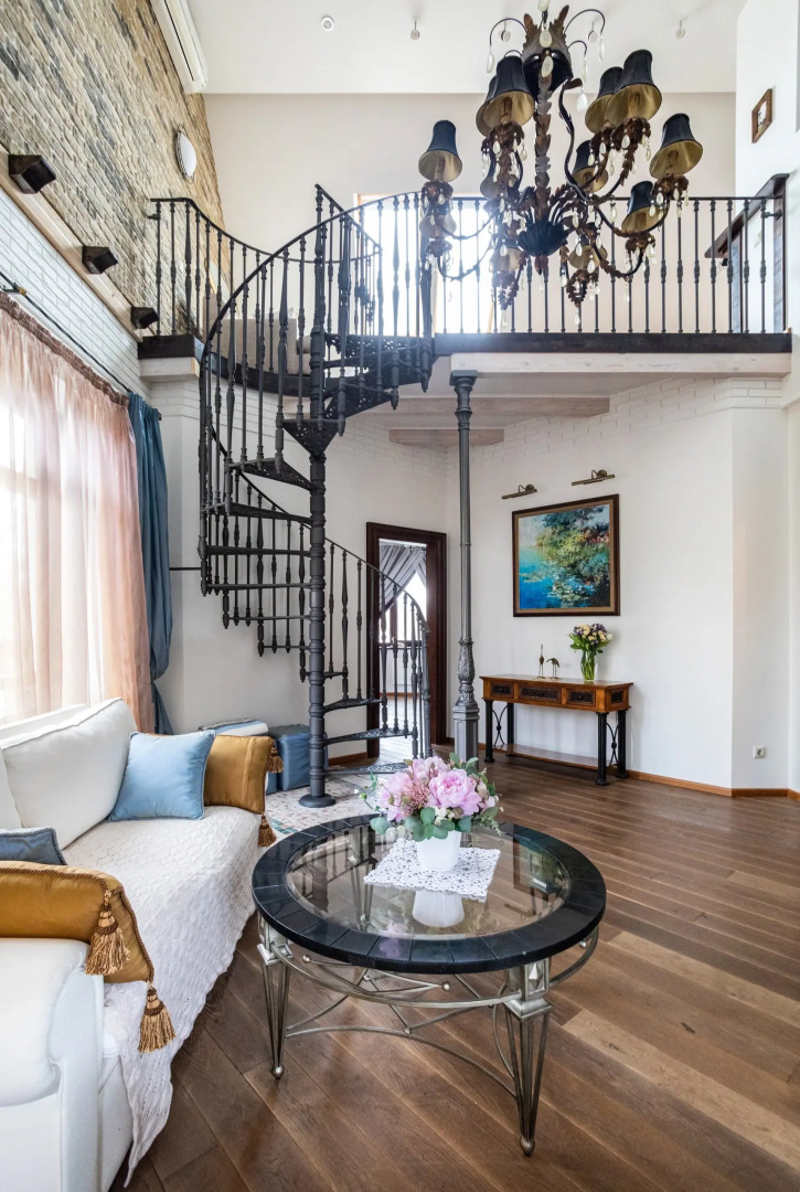 Квартира трёхкомнатная BookingApart с дизайнерским ремонтом в самом центре Светлогорска