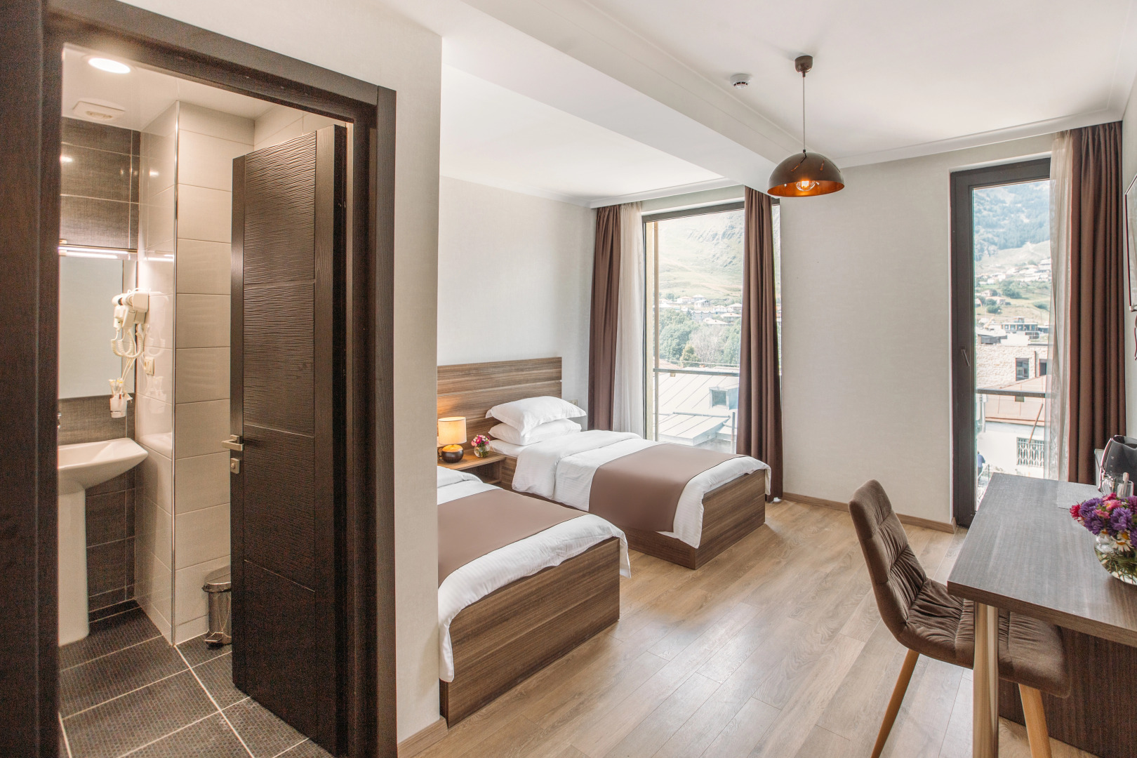 Hotel Mount Inn Kazbegi