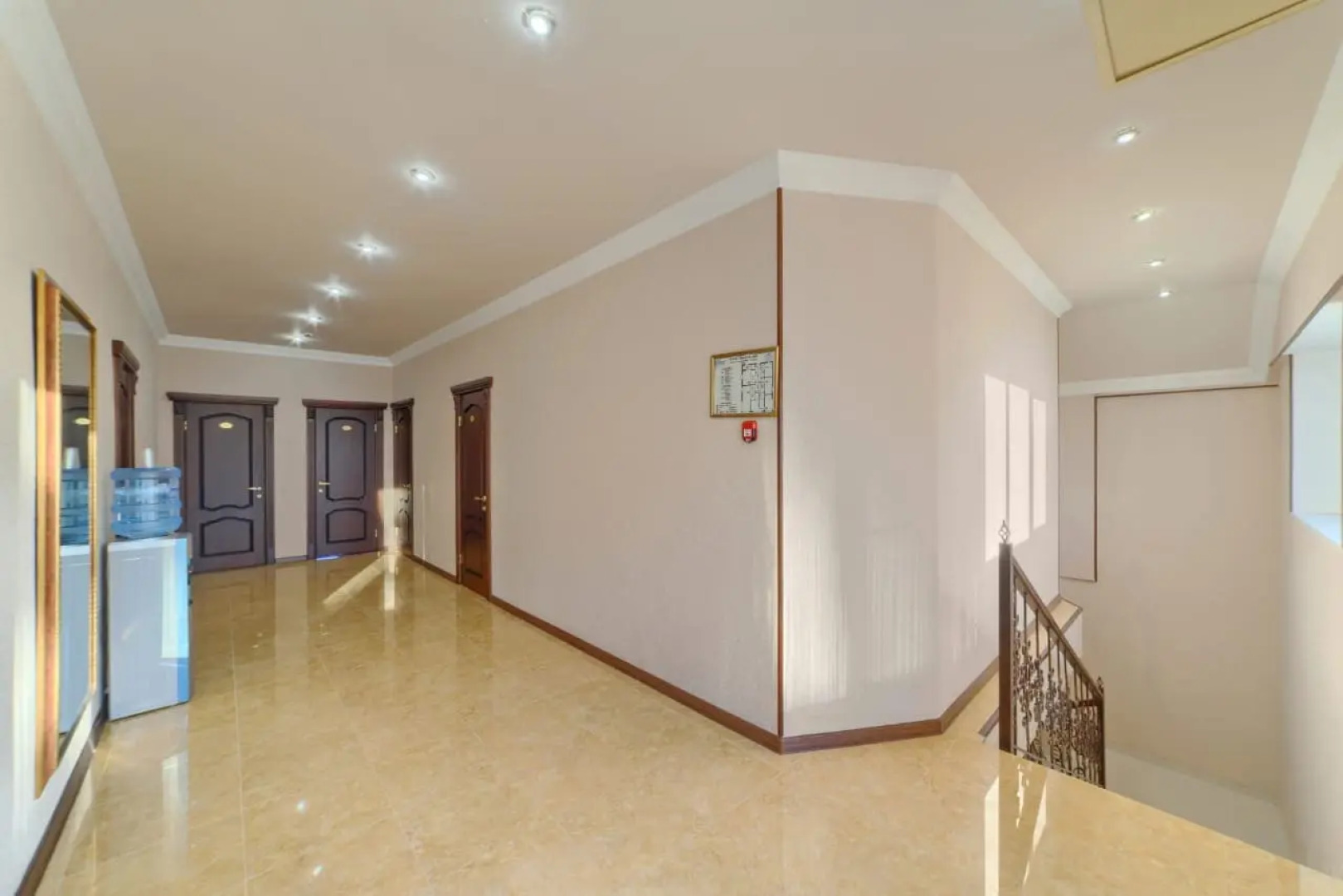 Отель Астория