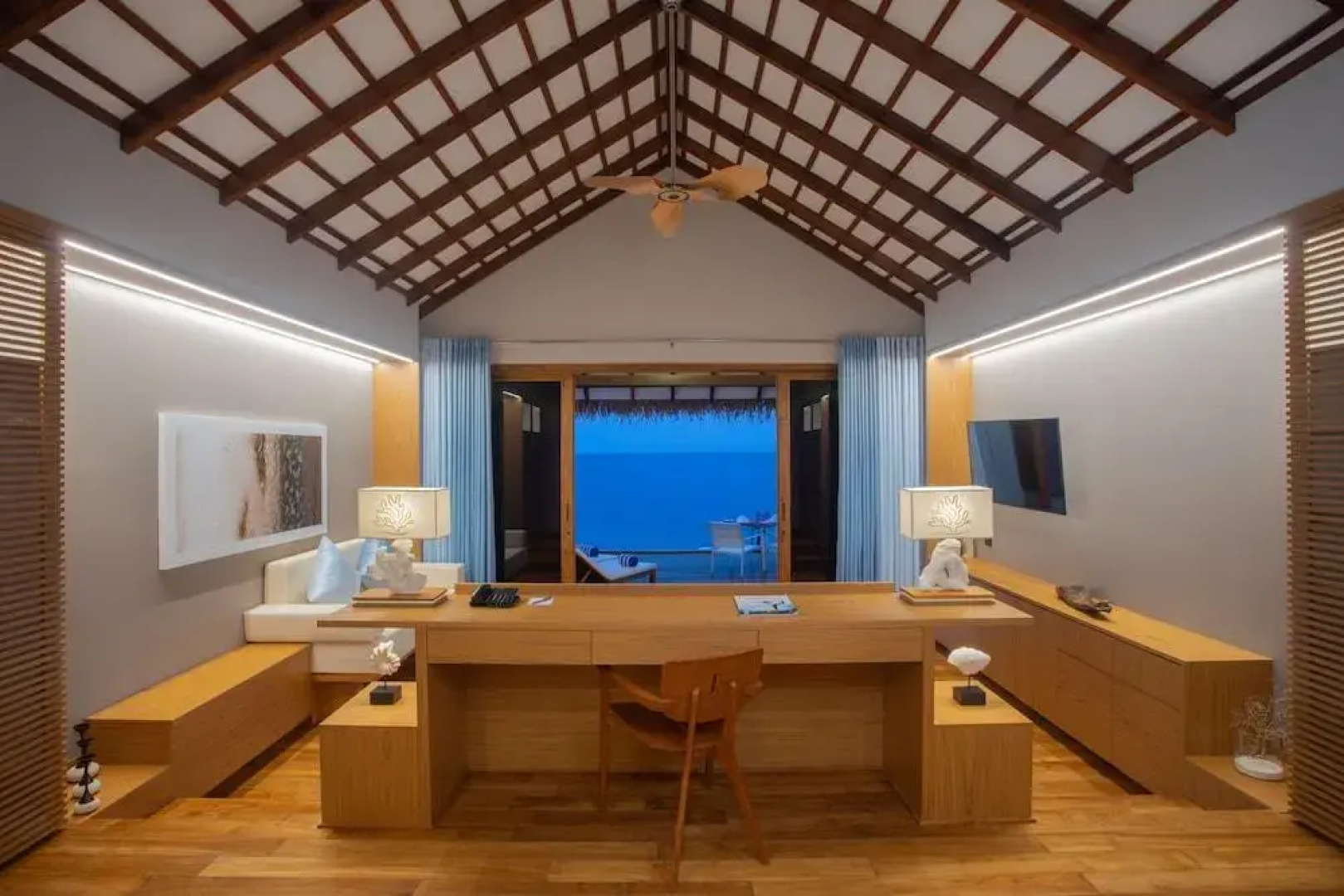 Отель Cinnamon Velifushi Maldives