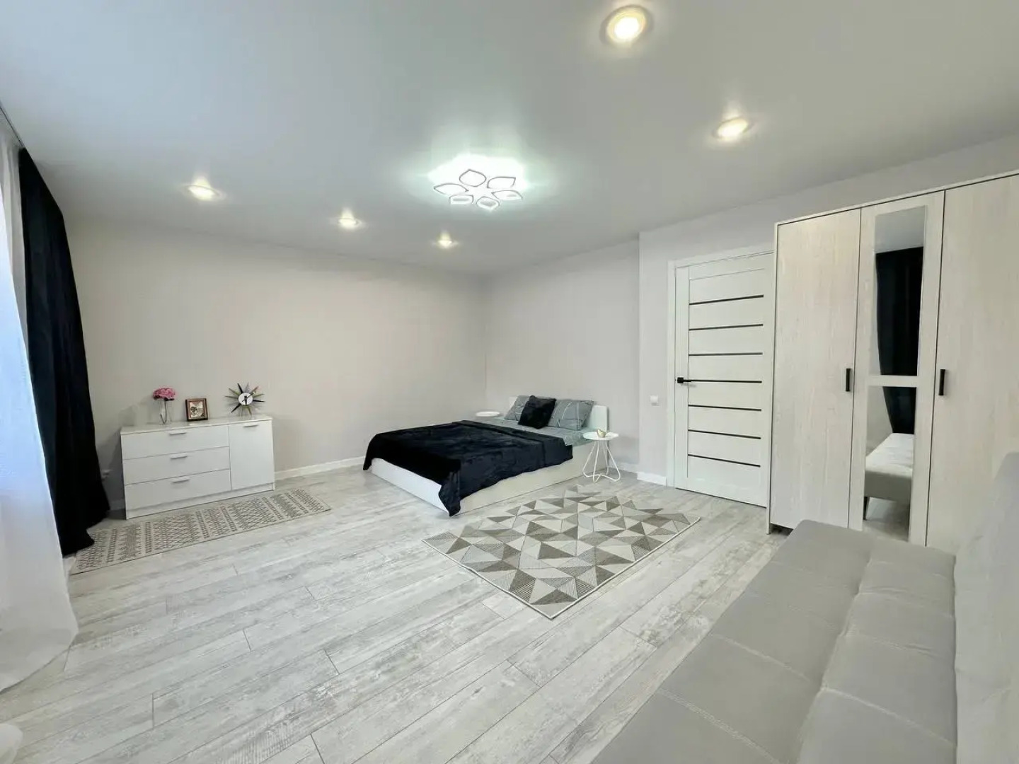 Квартира Рядом с Реадовским Парком