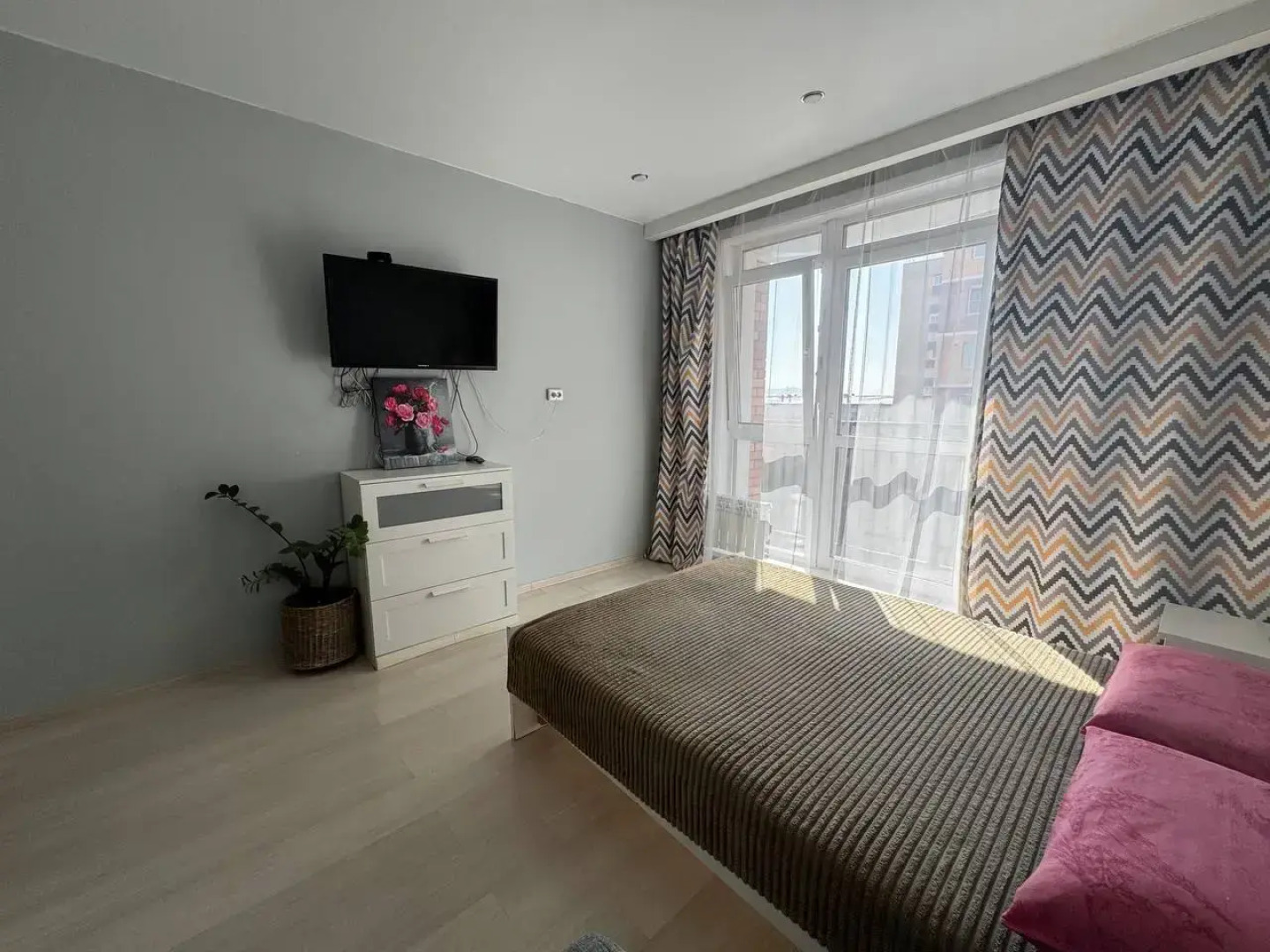 Апартаменты Полноценная двухкомнатная квартира до 7 человек в Центре