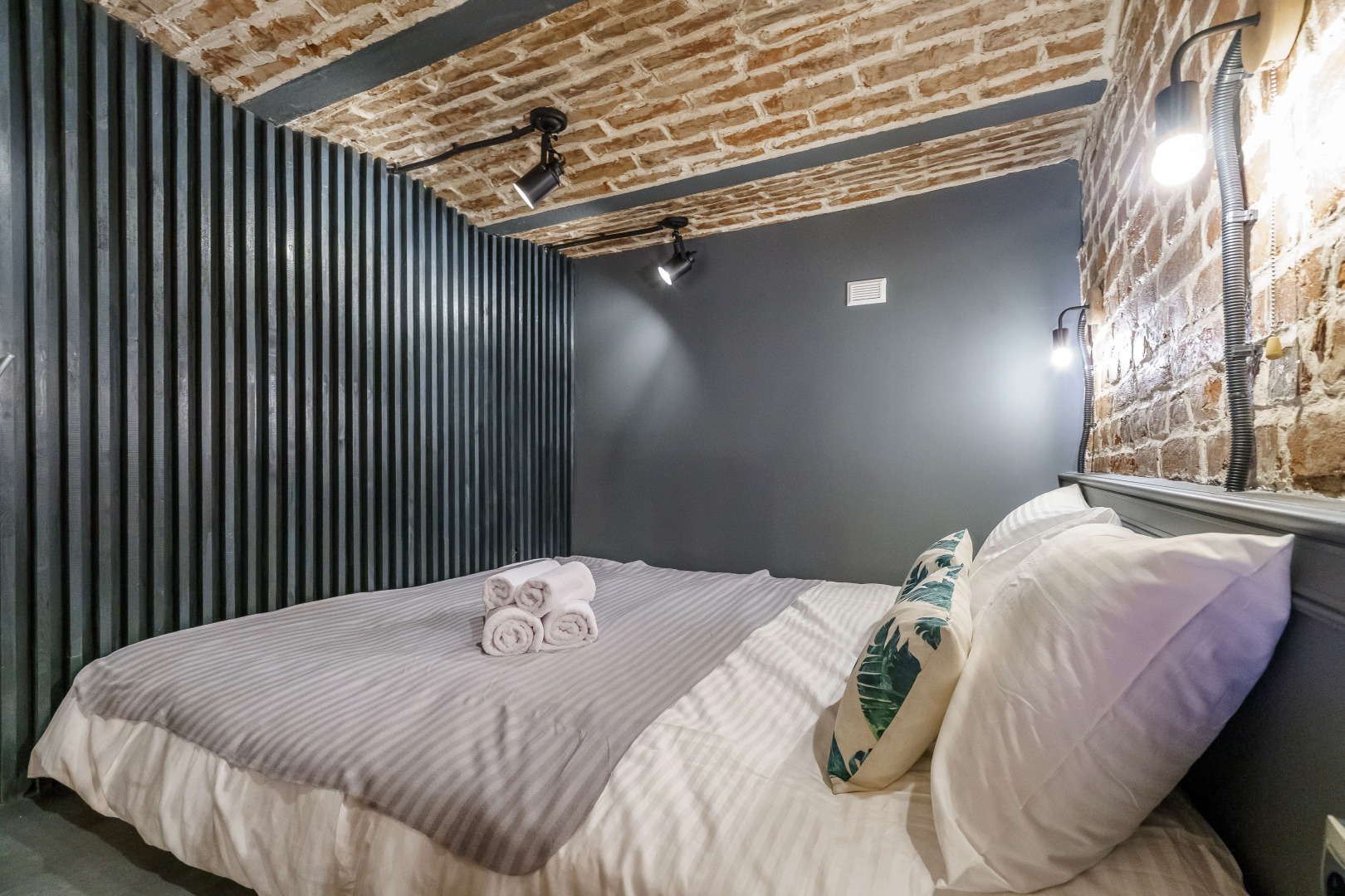 Апартаменты Alpine Urban Garden 1