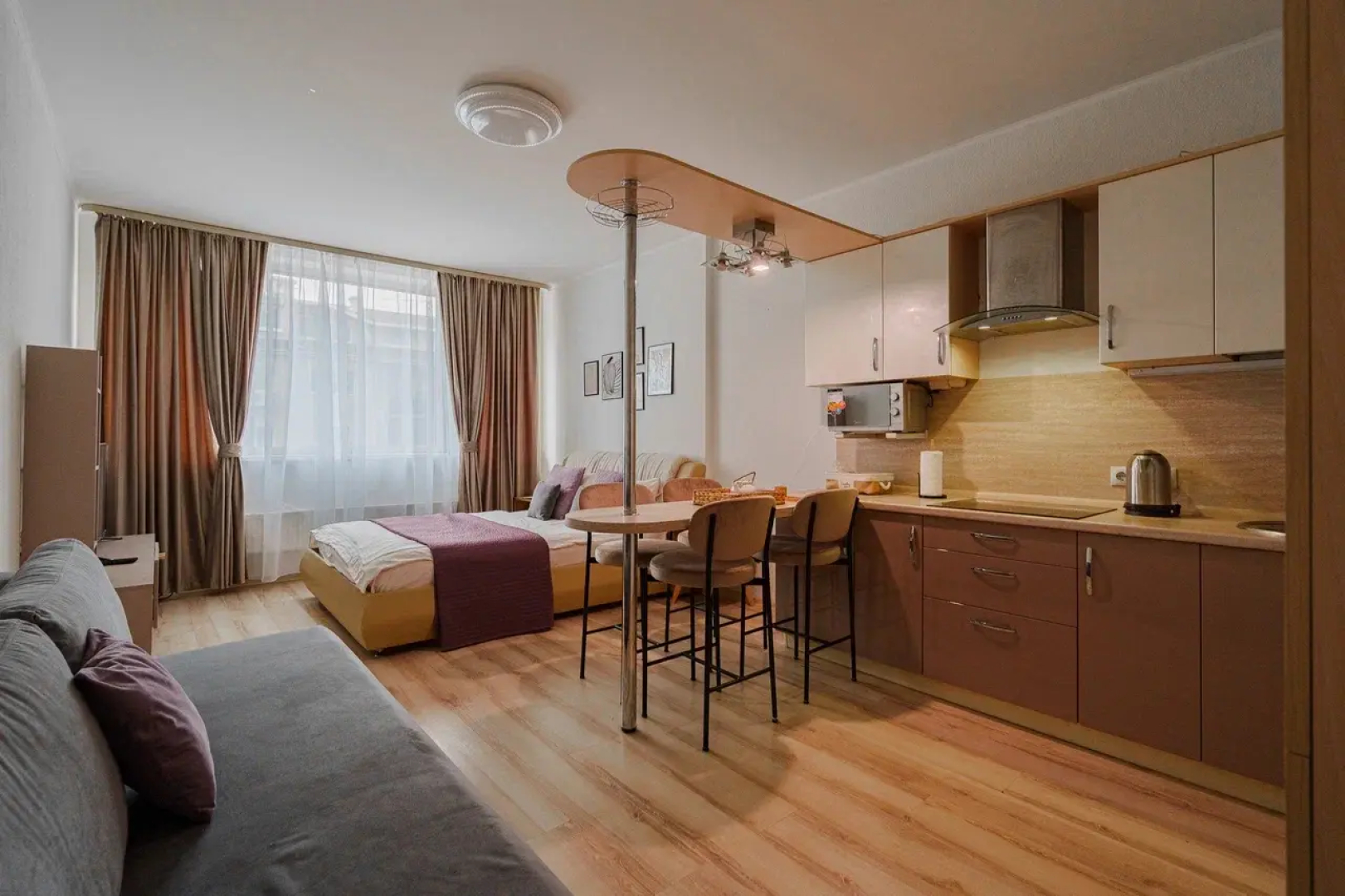 Апартамент UNO APART на Степана Разина 2 40 м²  2 кровати