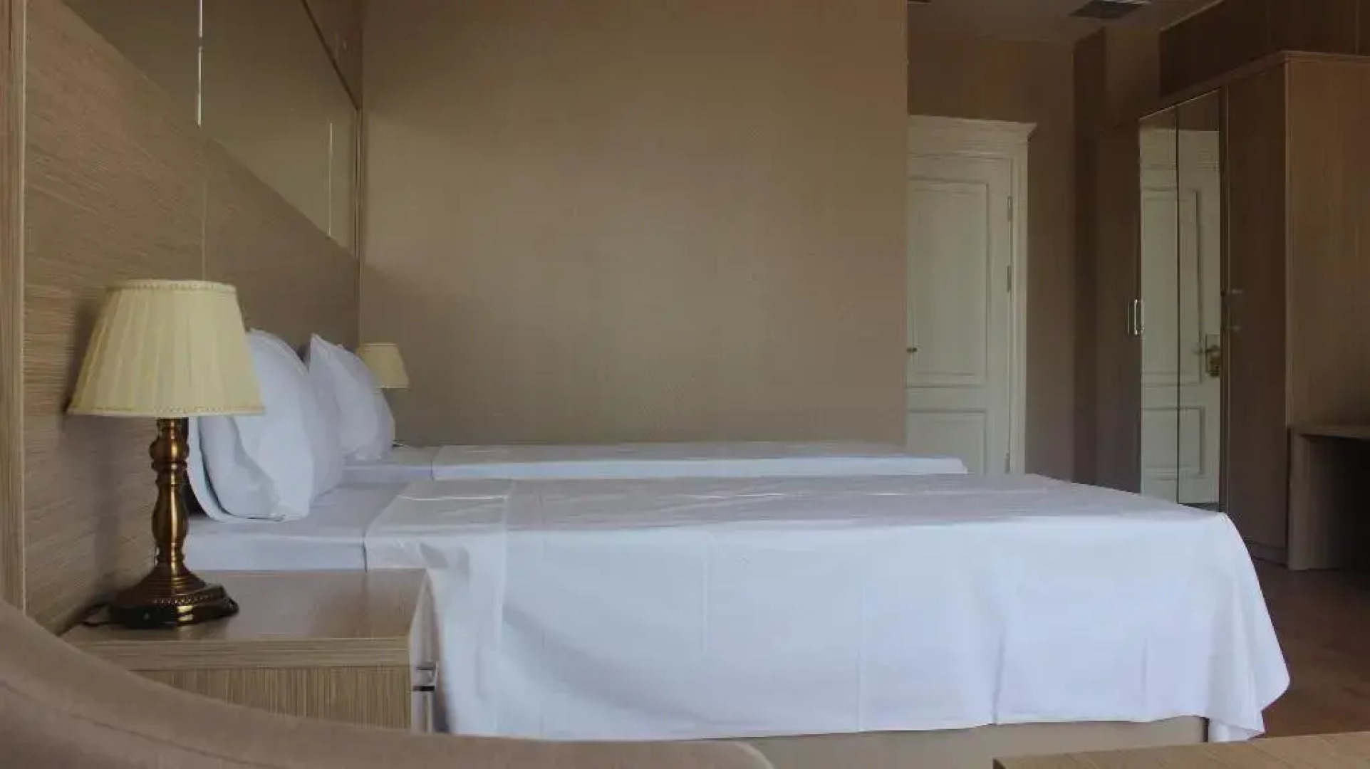 Отель Нобель