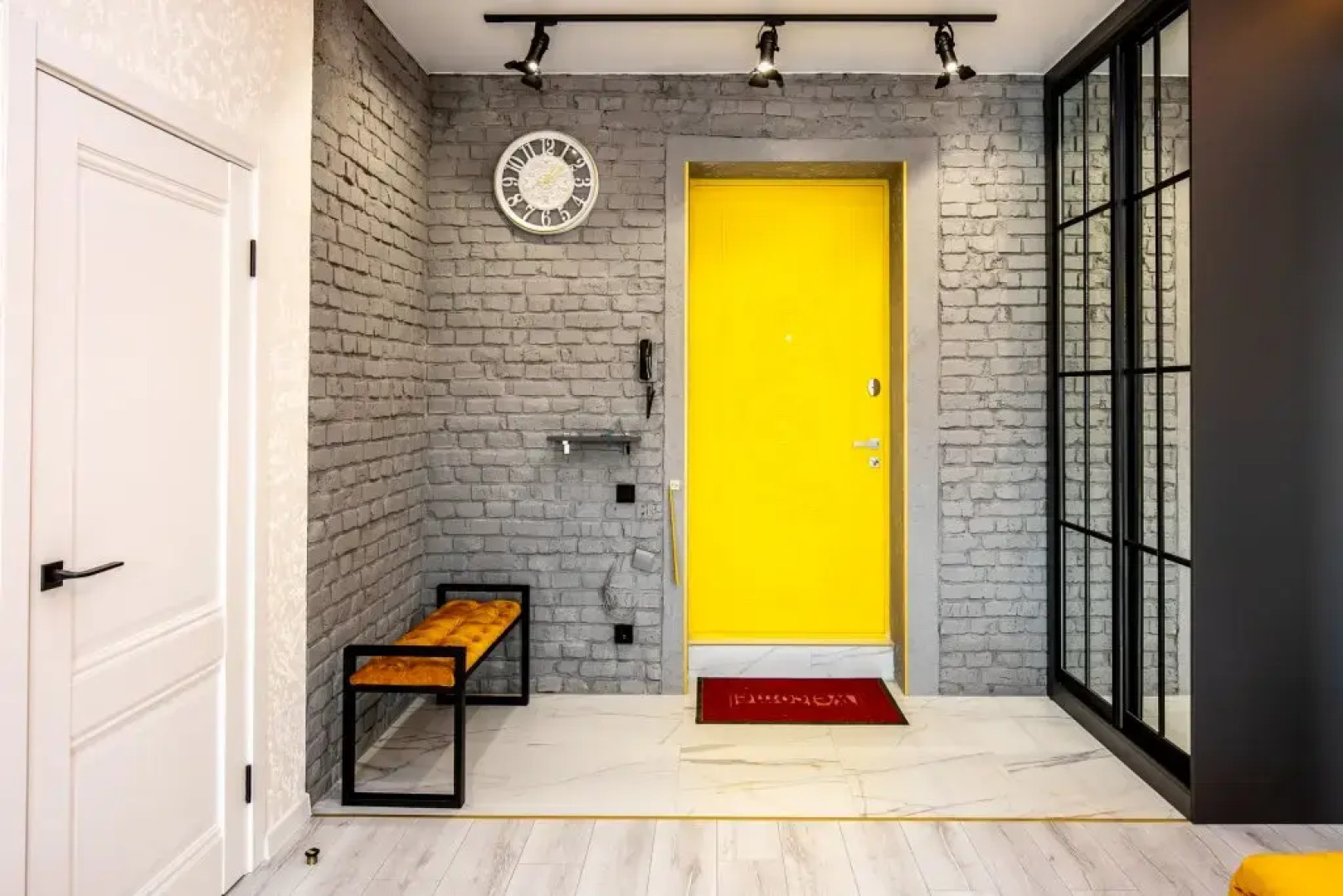 Апартаменты с Эксклюзивным Ремонтом в Центре Города