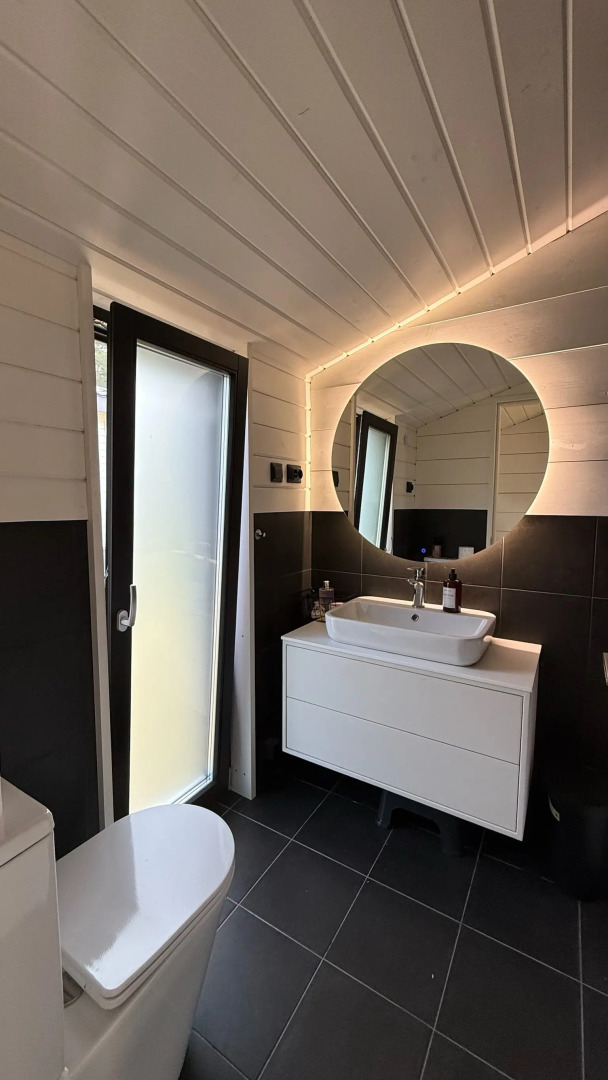 Частный Дом с шикарным видом на закаты с панорамной сауной и купелью