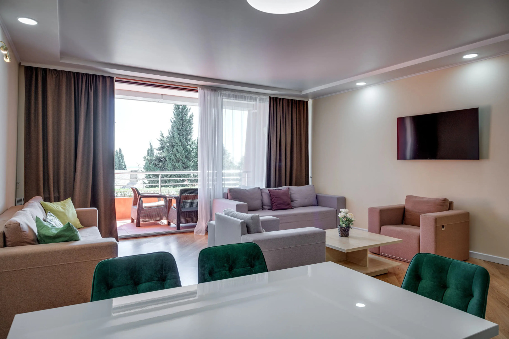 Апартаменты 11 в современно Жилом Комплексе