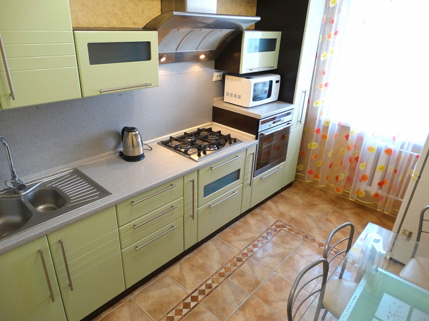 Апартаменты Inndays на Серебровской