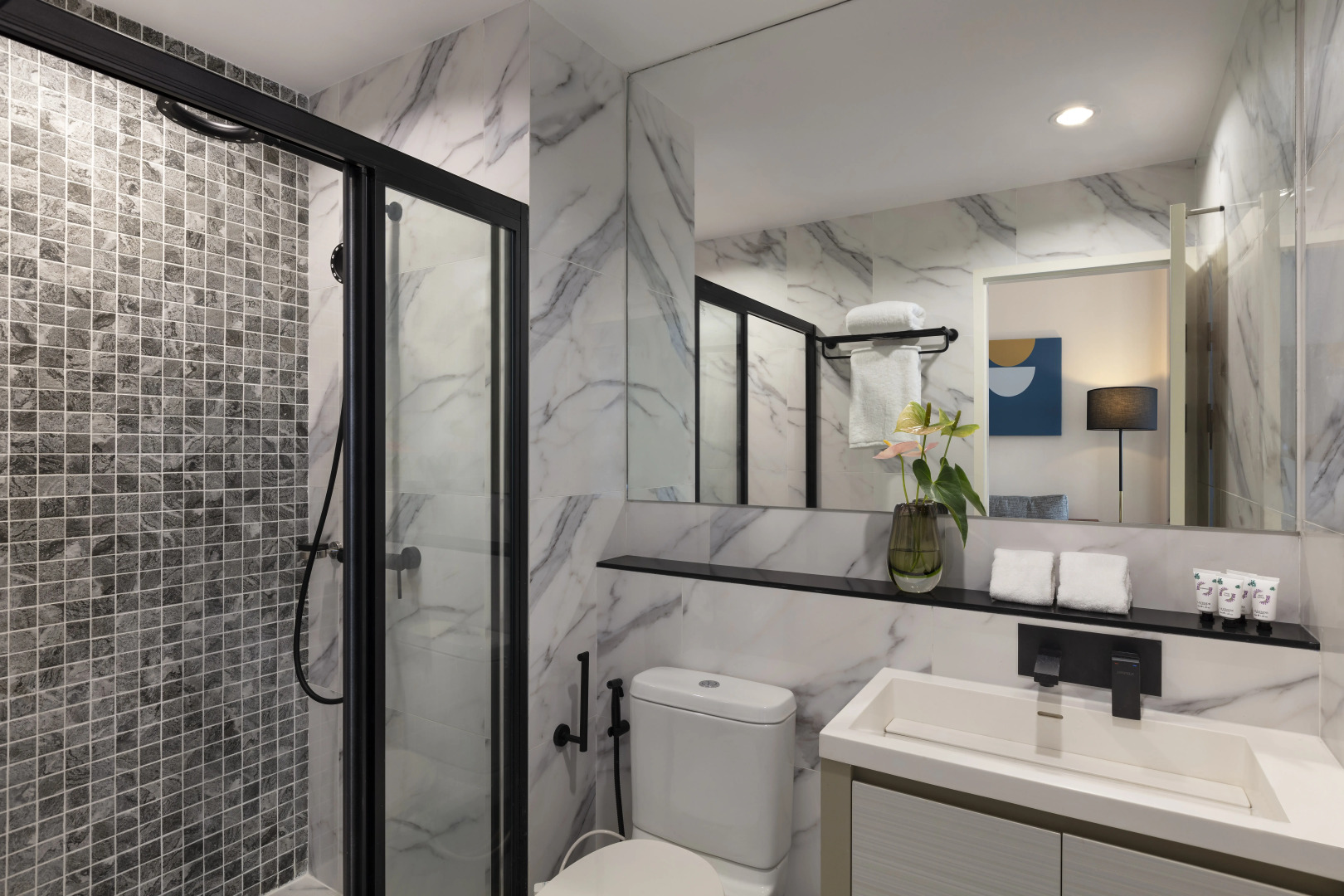 Отель Oakwood Suites Tiwanon Bangkok