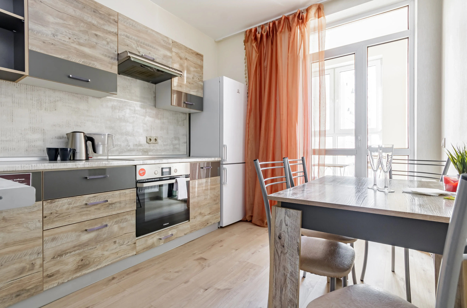 Апартаменты в спокойных тонах ЖК Большой Lounge балкон удобный матрас