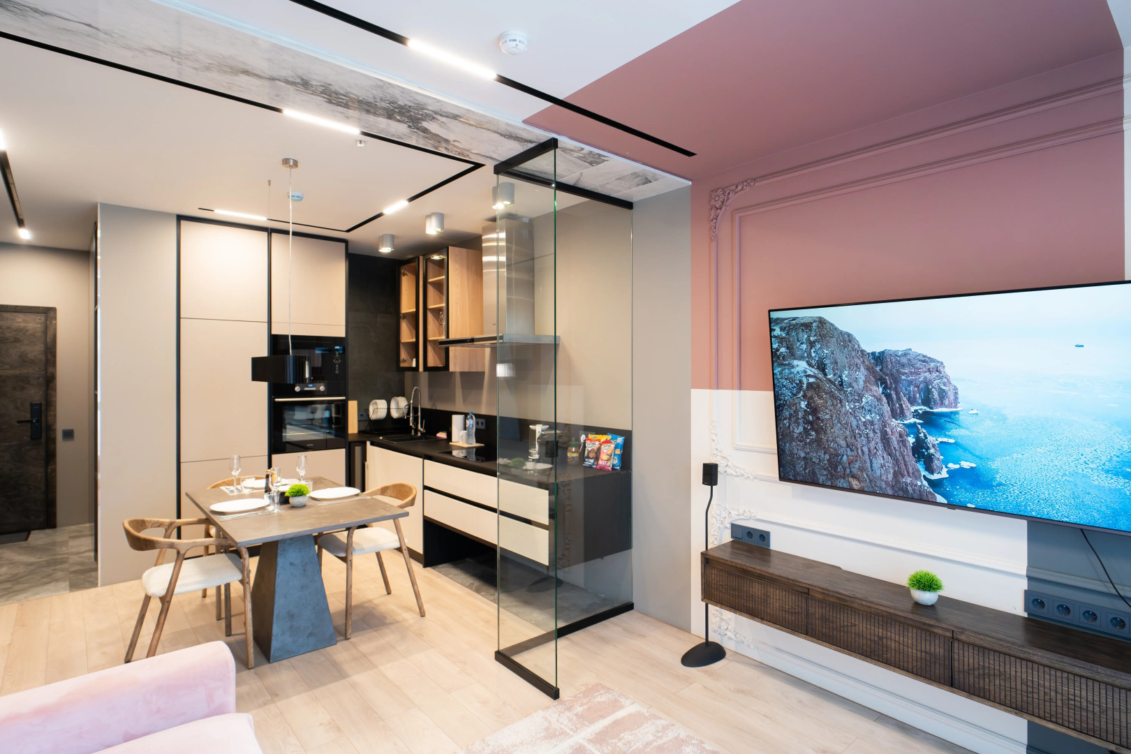 Апартаменты Lalapart Future House смарт-пространство с дизайнерской отделкой в ЖК Лайнер