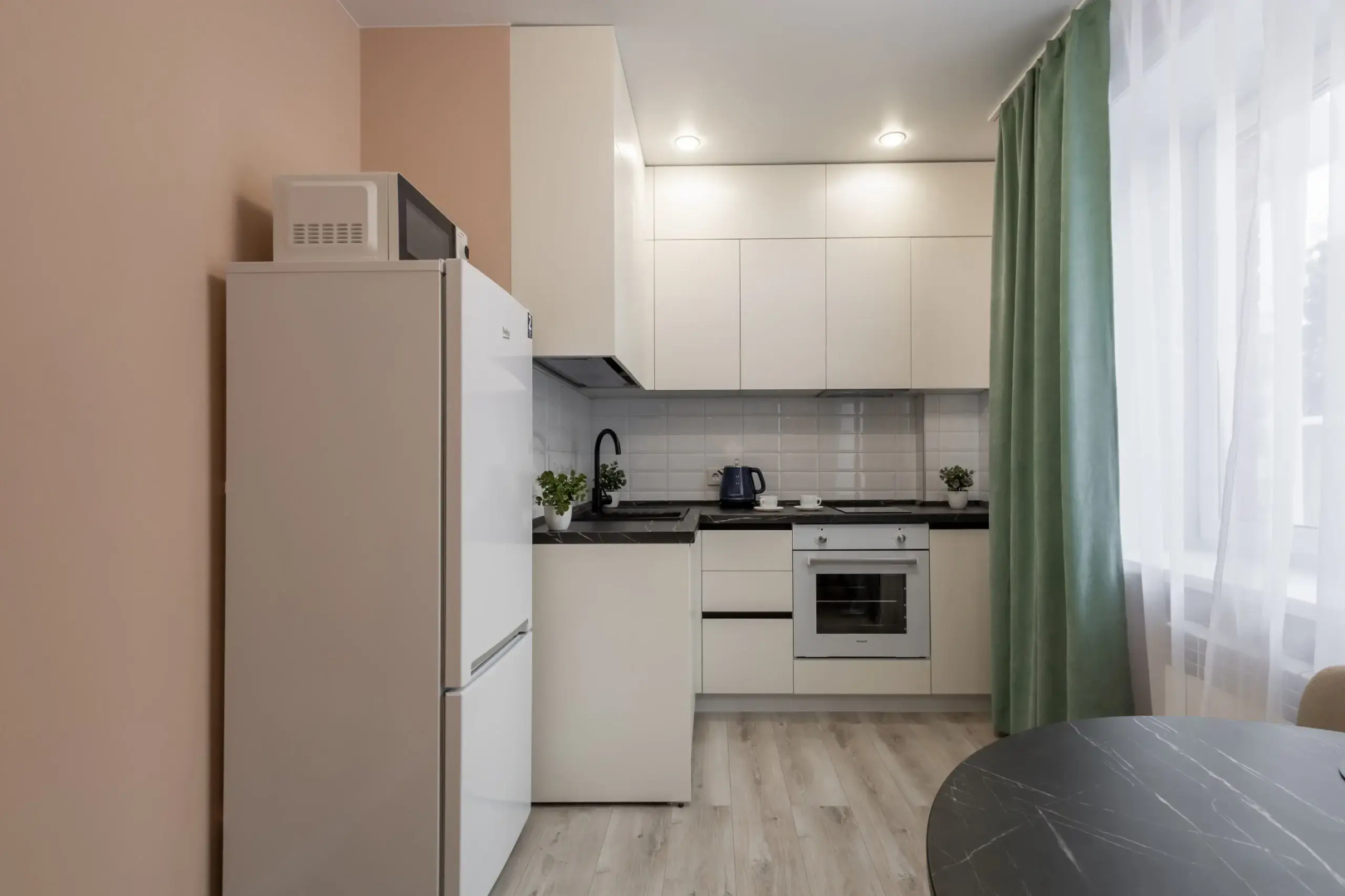 Апартаменты Дизайнерская студия на Амурском