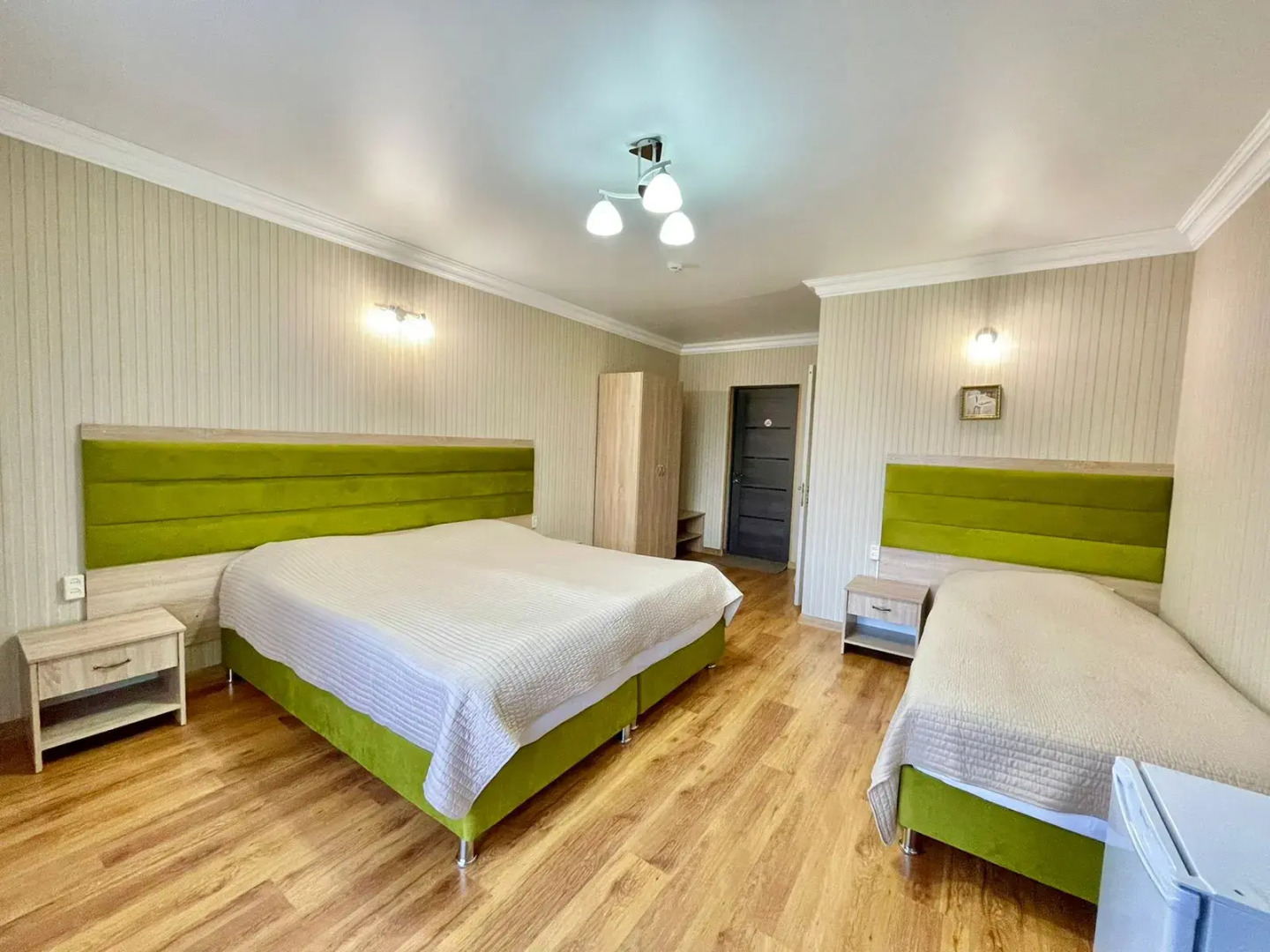 Отель Акварель