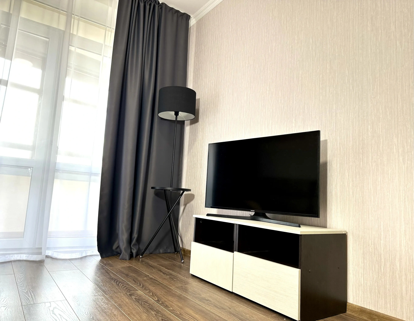 Квартира Самоцветы 3-комнатная