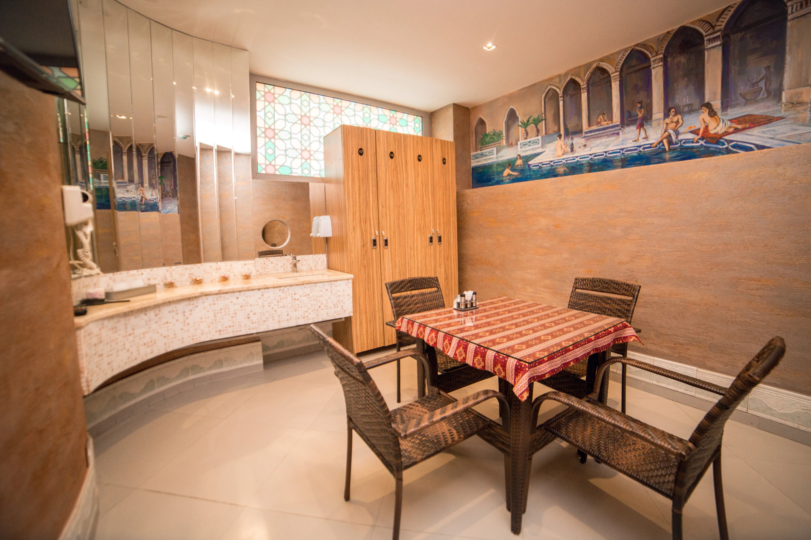 Отель Parkway Inn Hotel & Spa