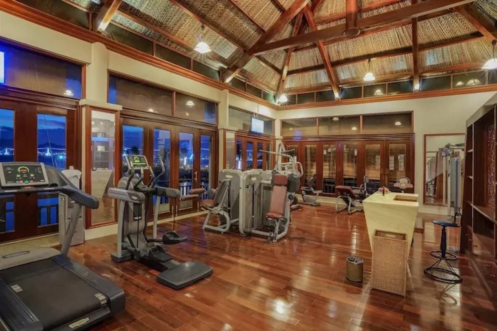 Vinpearl Luxury Nha Trang