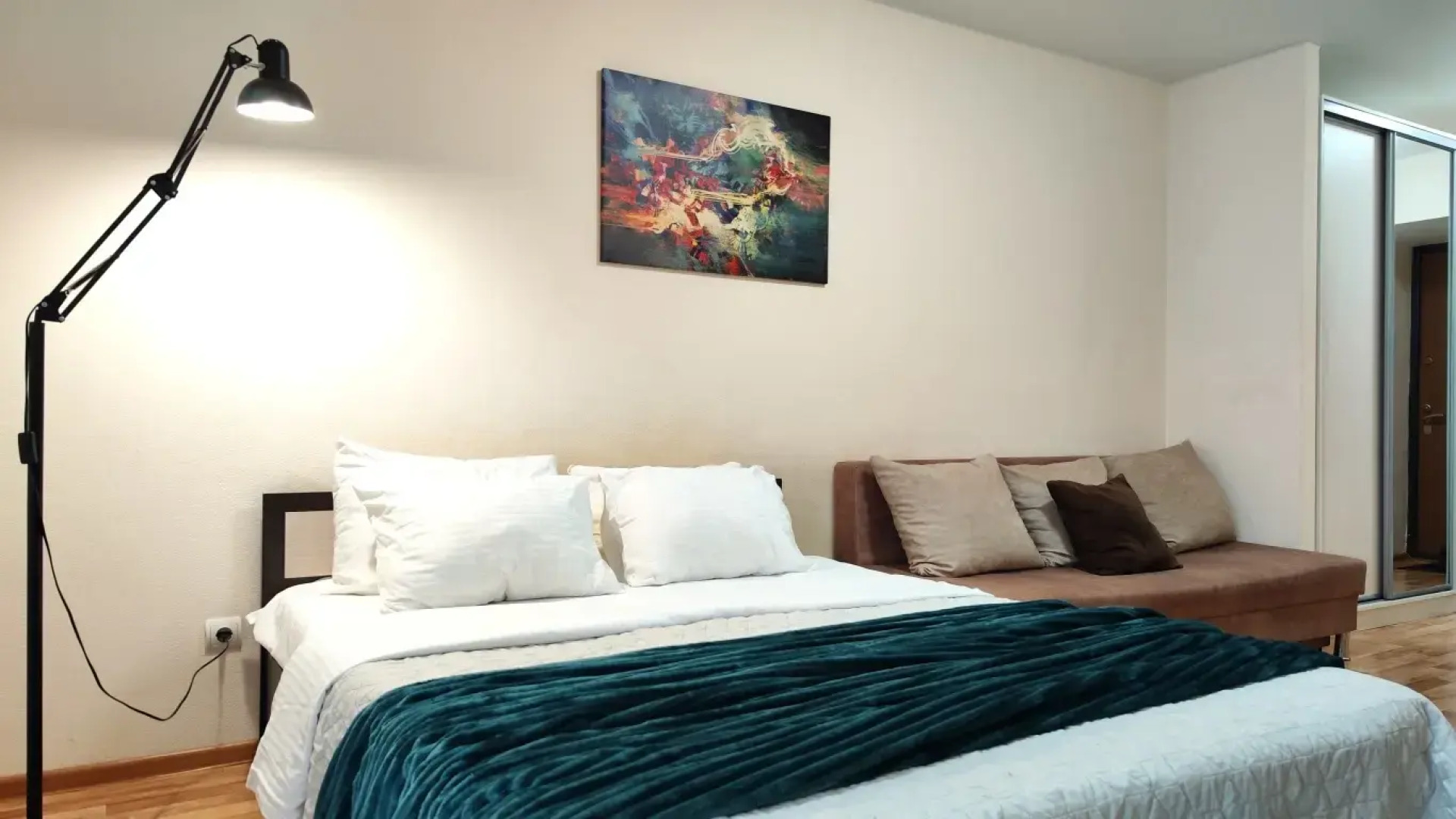 Апартаменты Panda Home эконом в ЖК Европейский