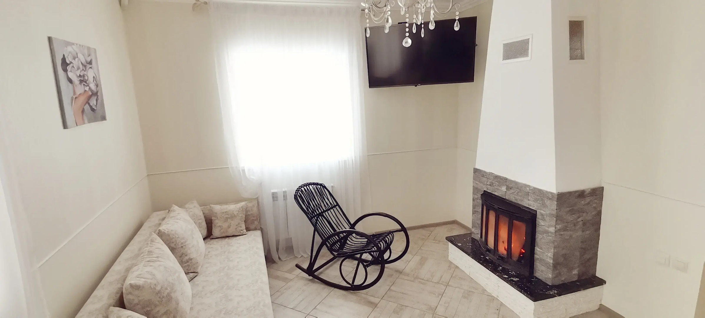 Частный дом на берегу моря с бассейном