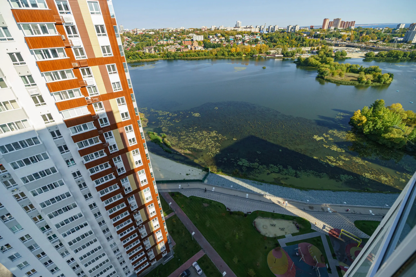 Апартаменты Брутальный Лев на 23 этаже с панорамным видом на реку