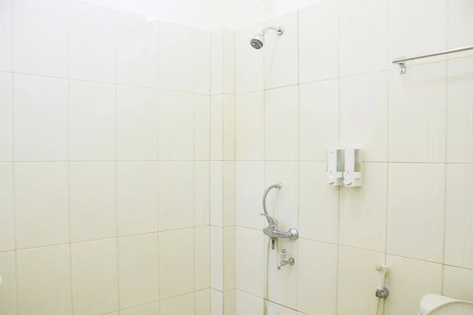 Отель Pondok Anyar Inn managed by Tinggal