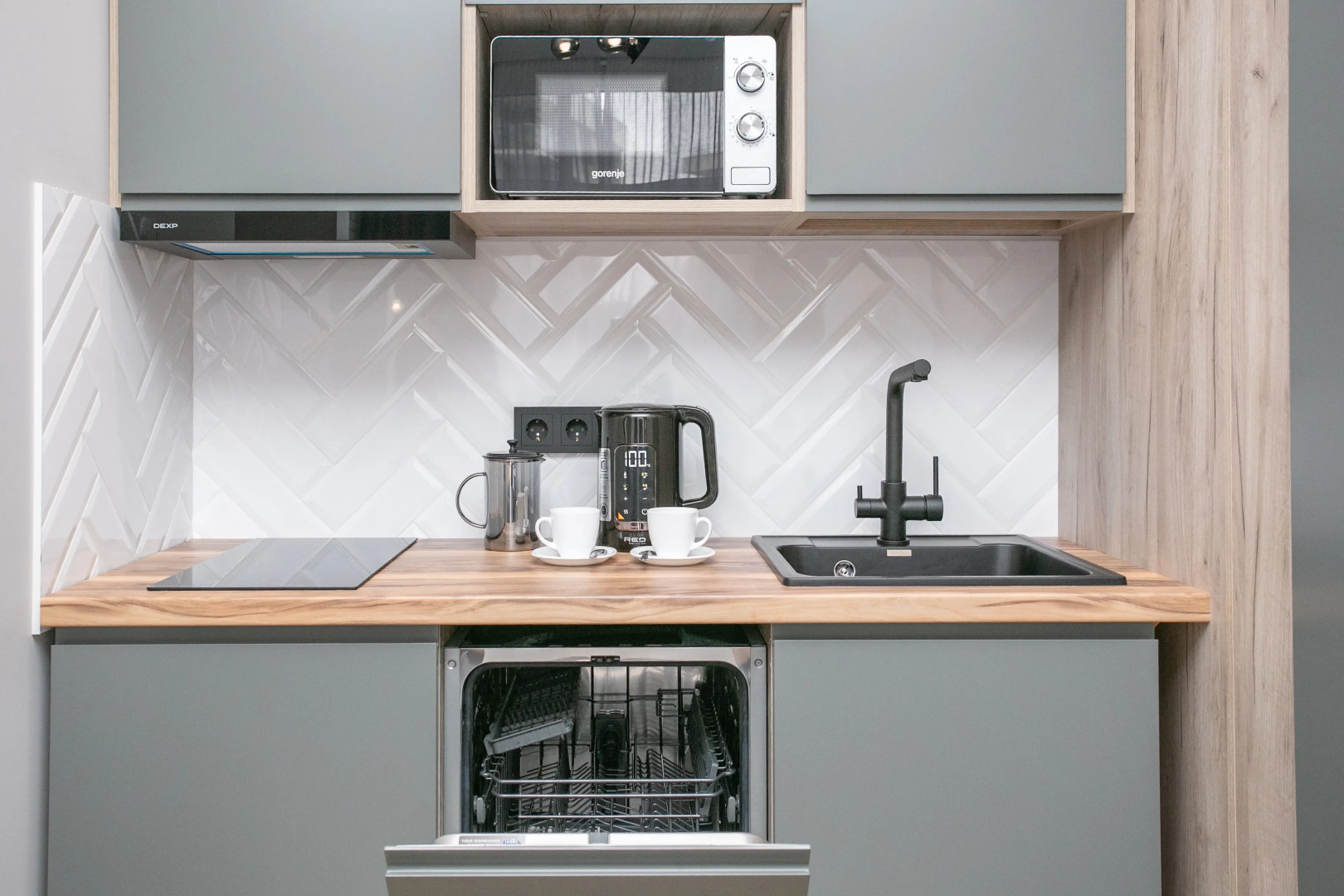 Апартаменты на Ольховой 32к13