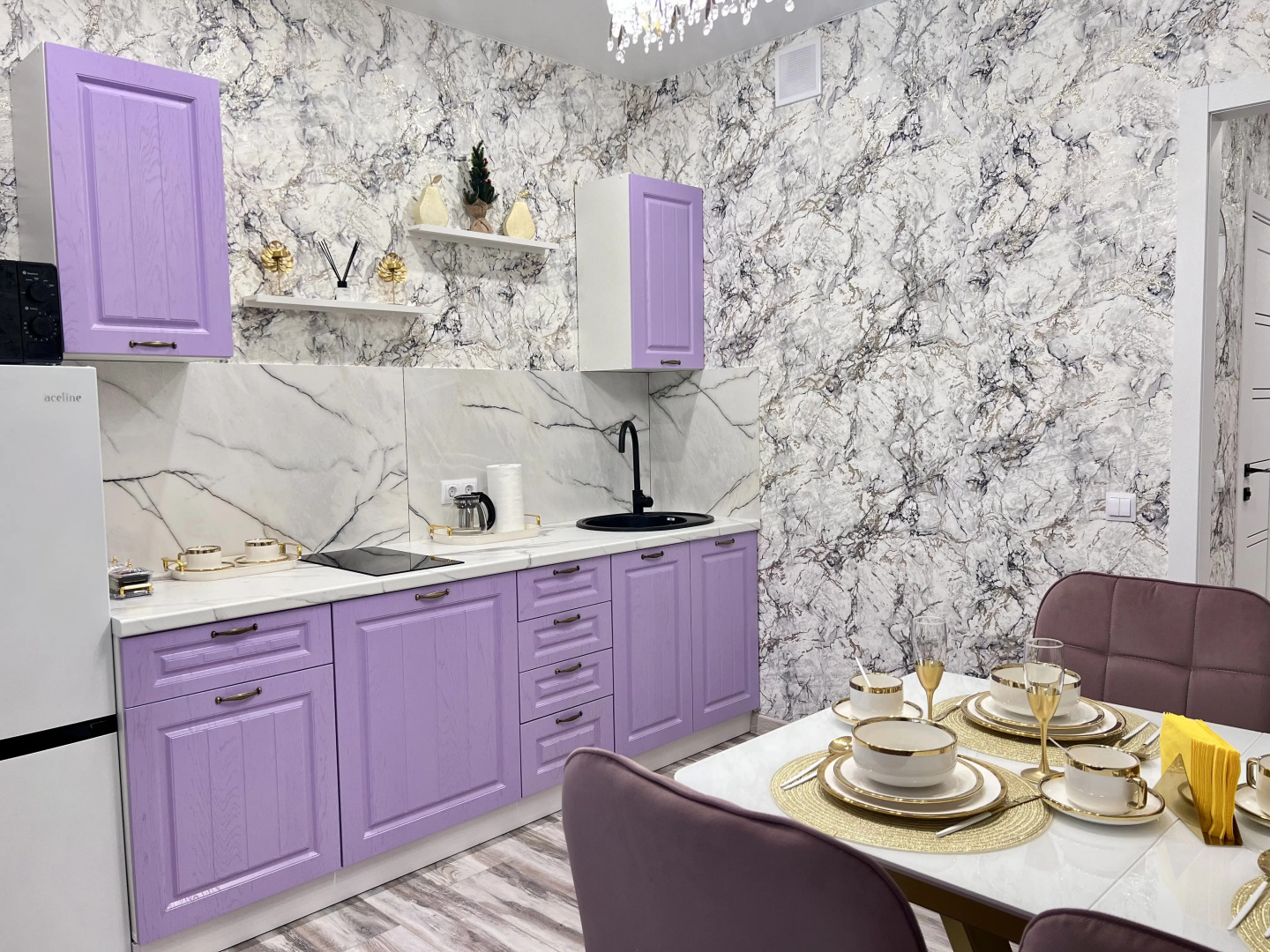 Квартира у метро Чкаловская улица Щорса 105