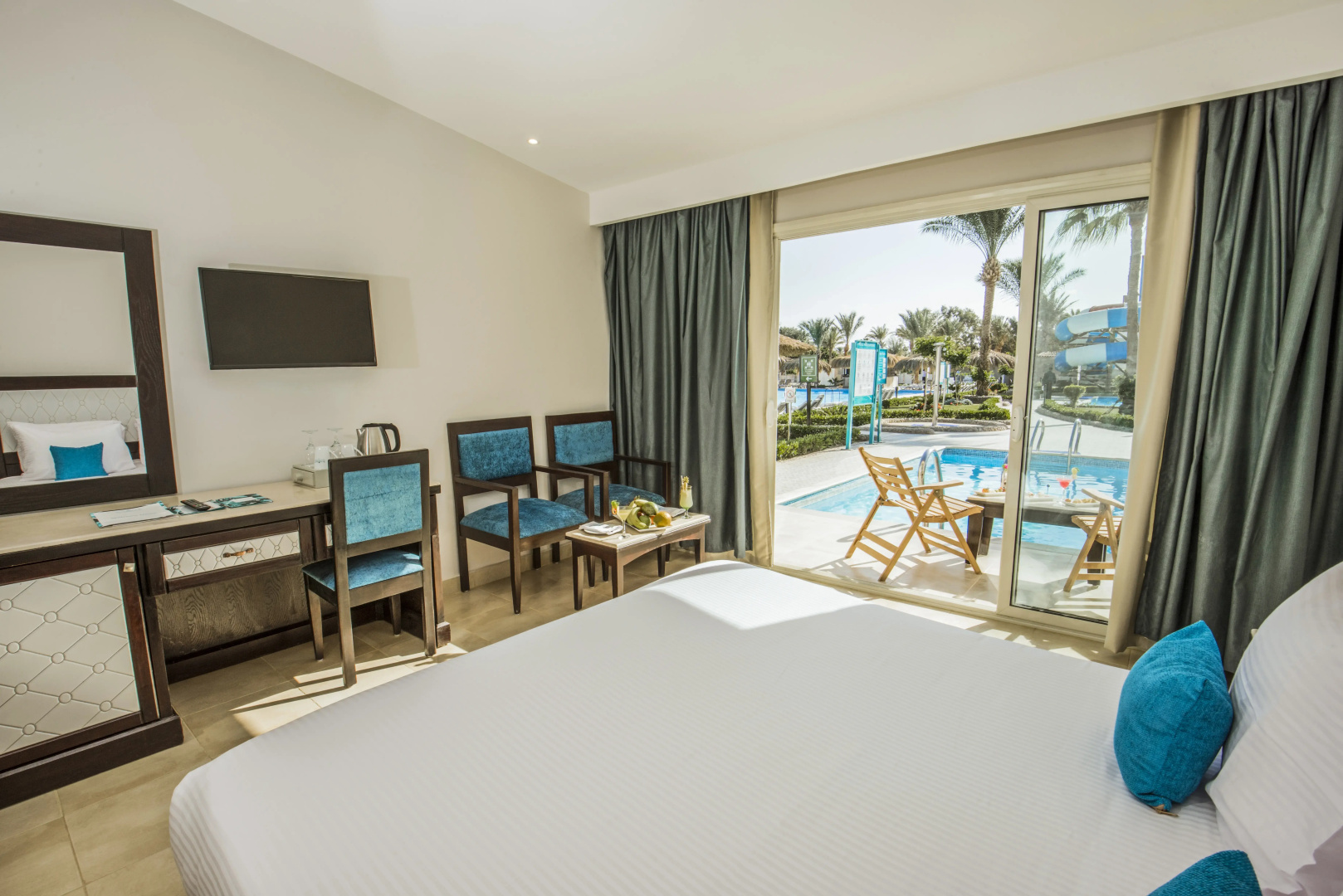 SUNRISE Aqua Joy Resort