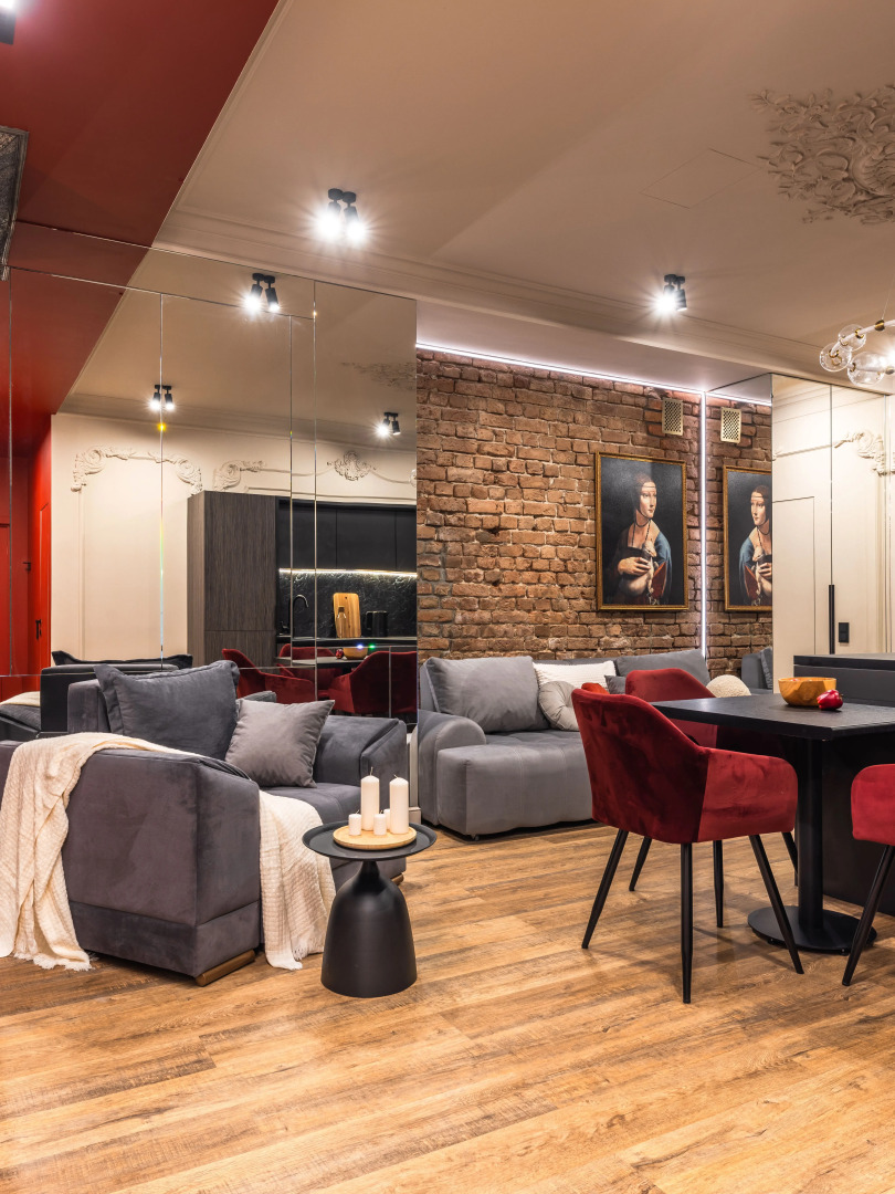 Шикарная двухкомнатная квартира в сердце Санкт-Петербурга