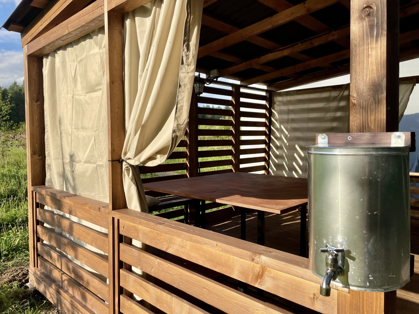 Глэмпинг на Озерах