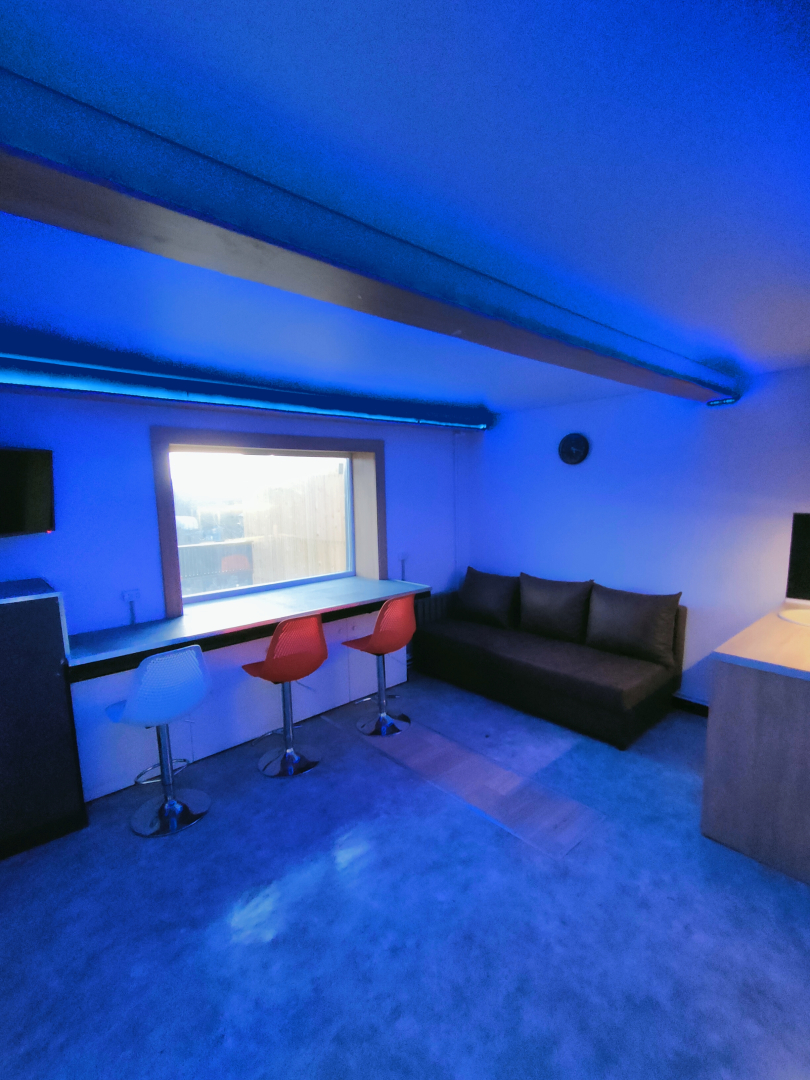 Hostel 365