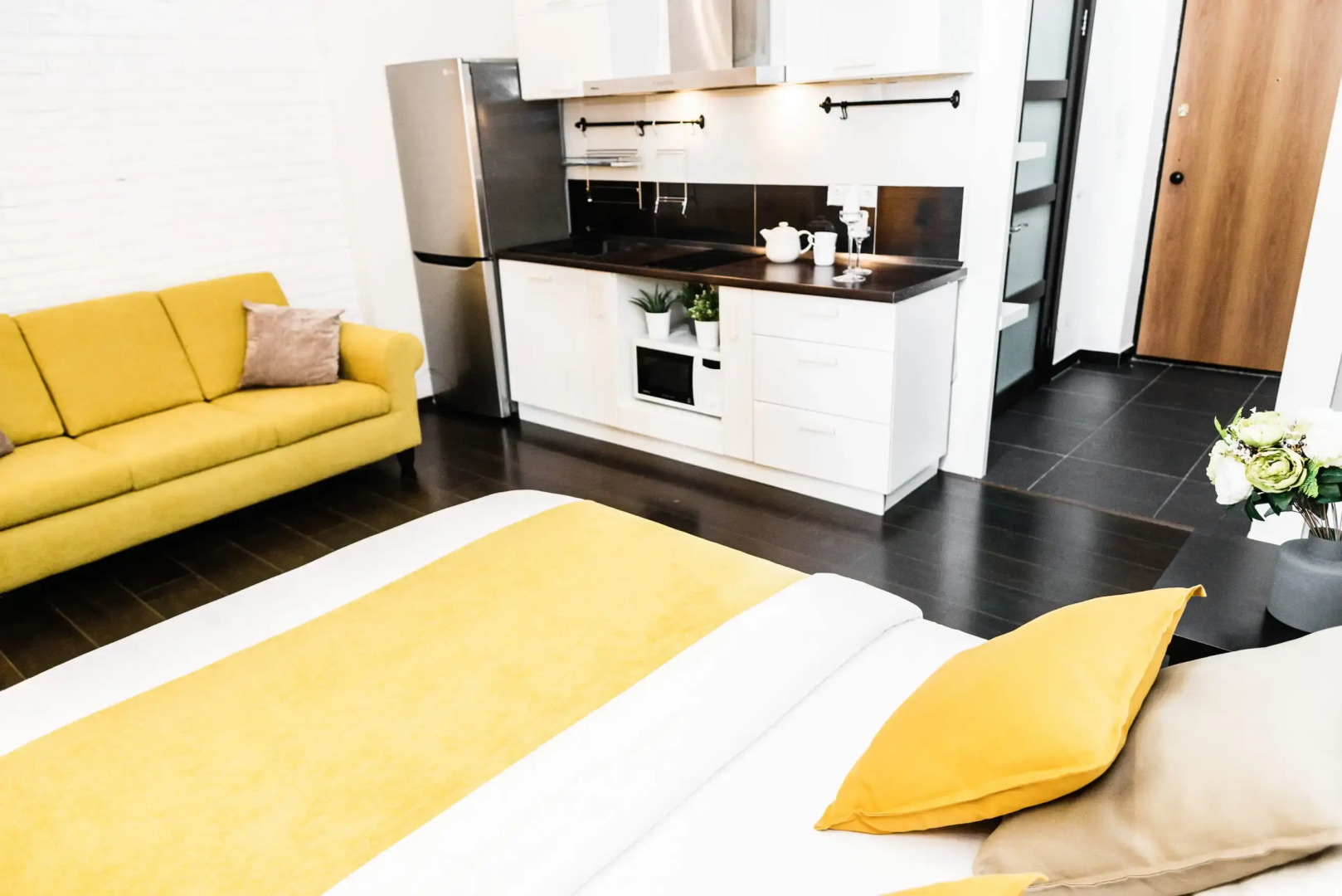 Апартаменты ApartHause 10 минут до БЦ Высоцкий