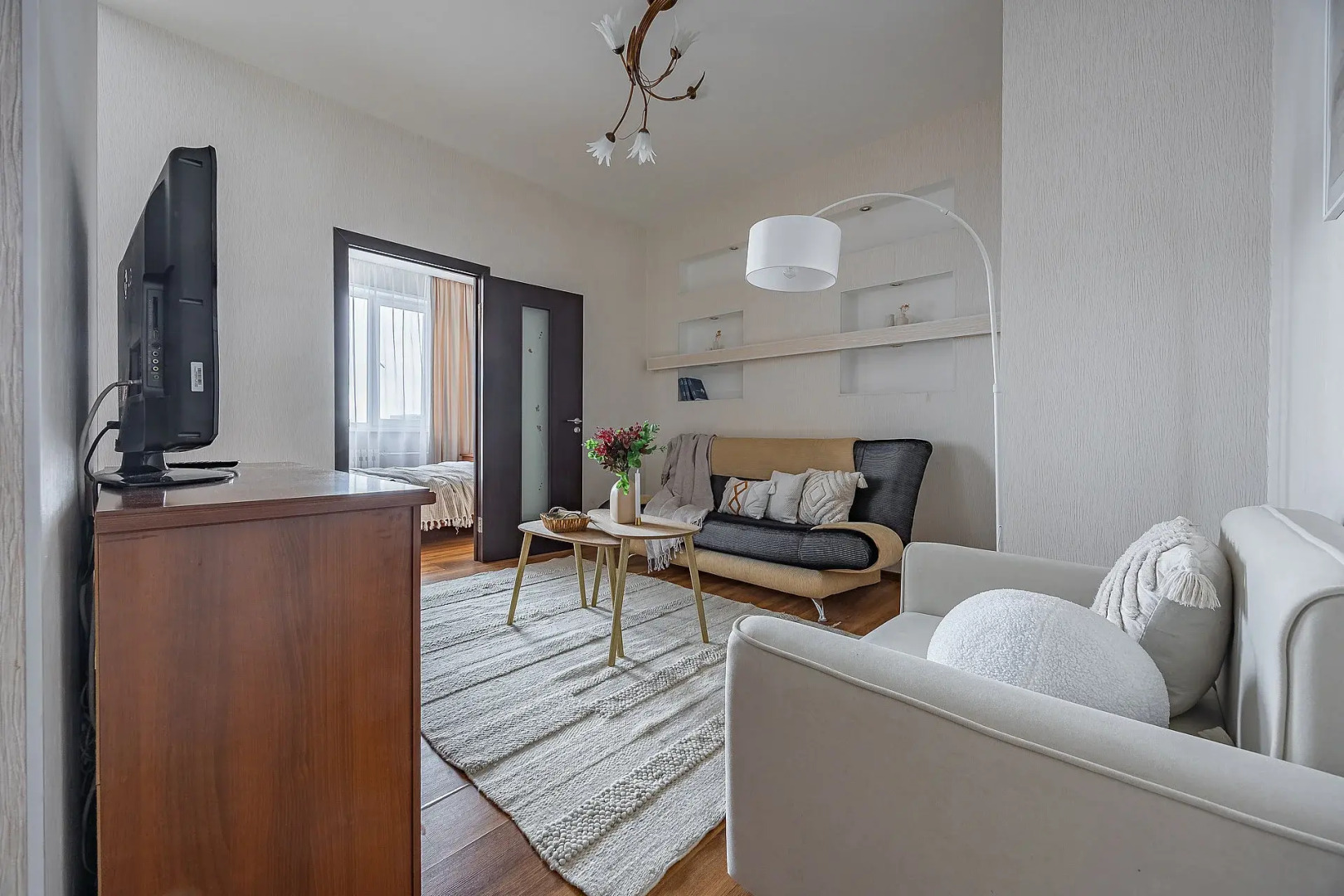 Апартаменты в центре на улице Студеная 68а Сова-Дом