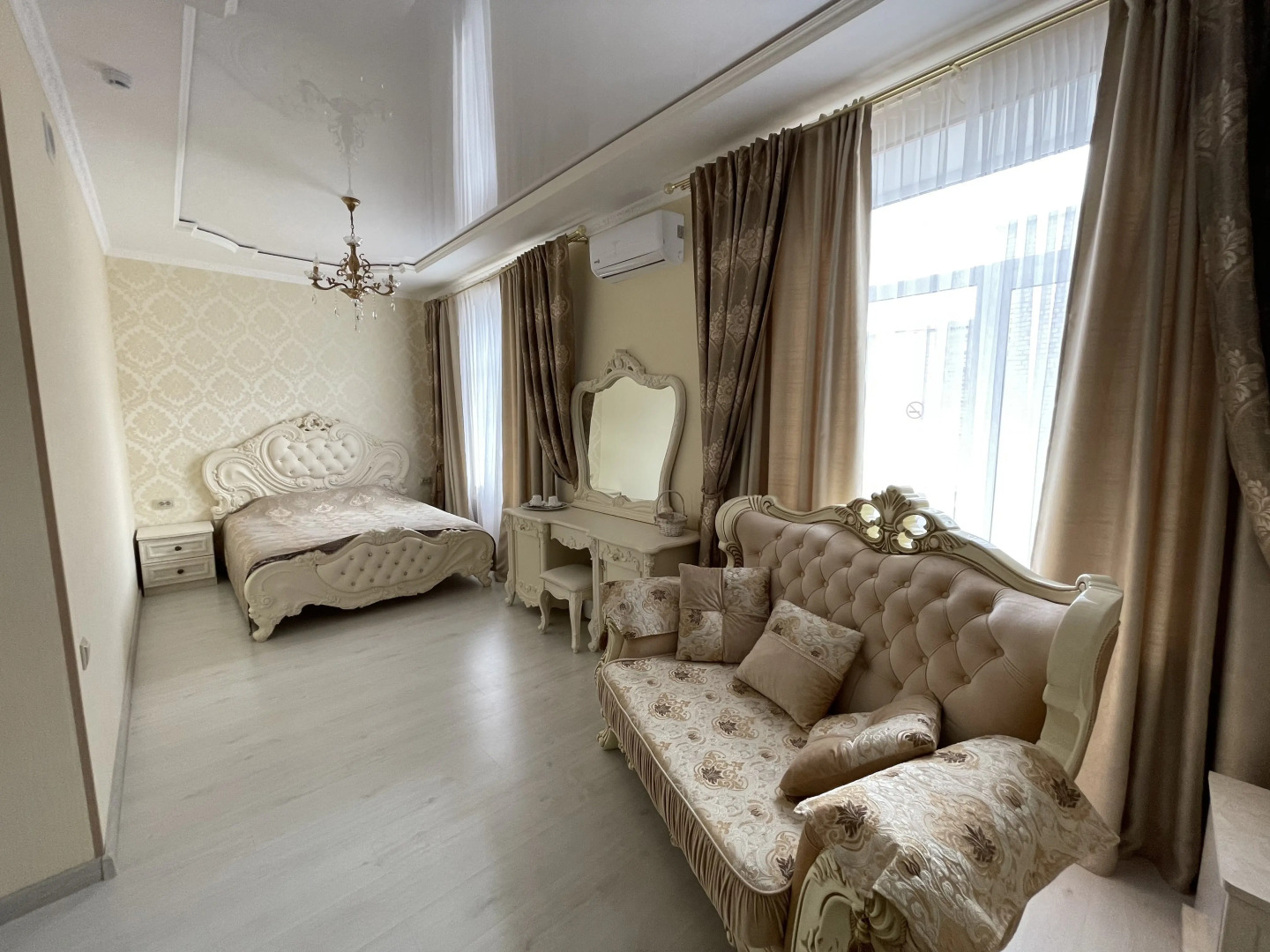 Отель Париж